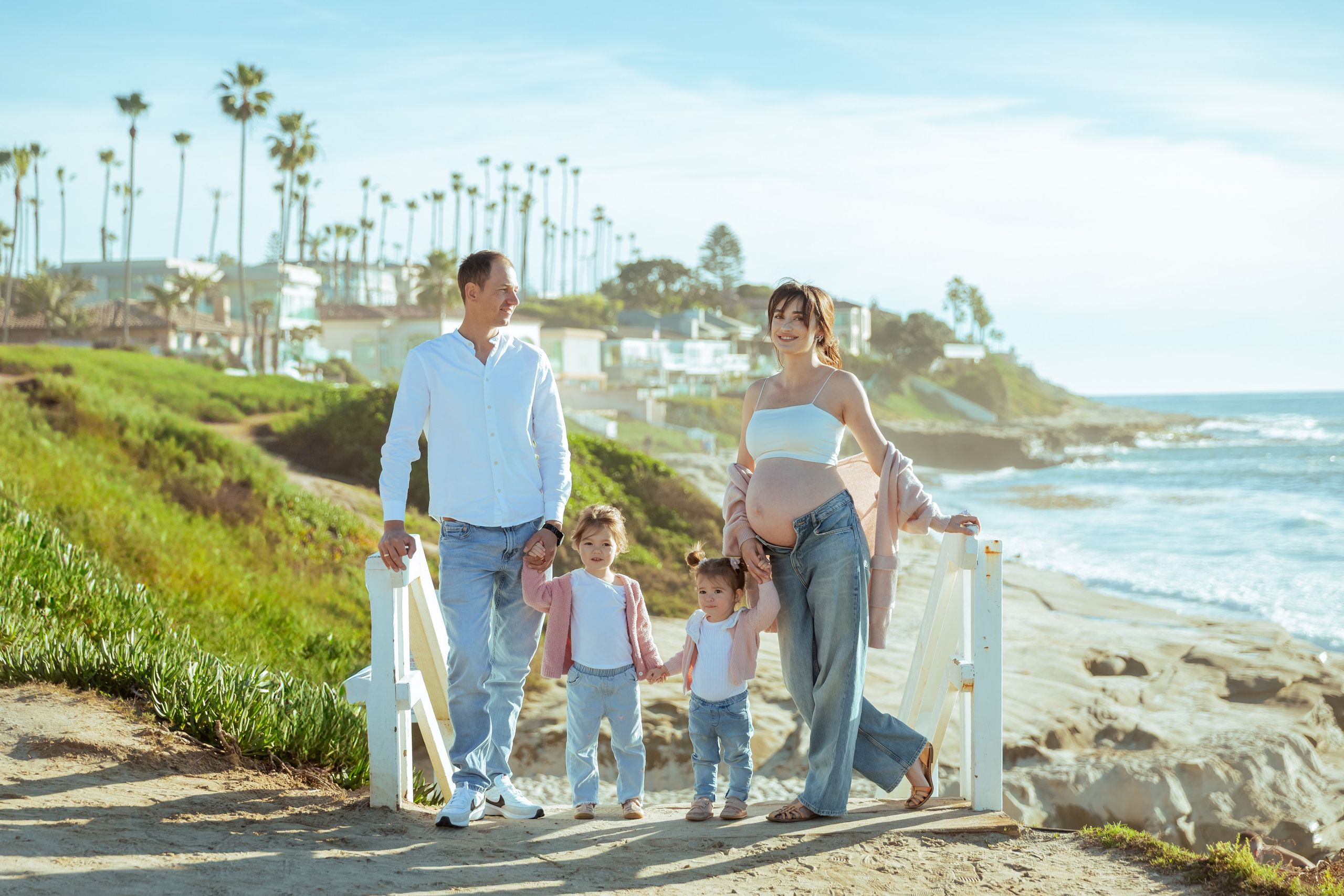 Maternity Photoshoot | La Jolla Beach. Inna Plekhanova | San Diego Photographer