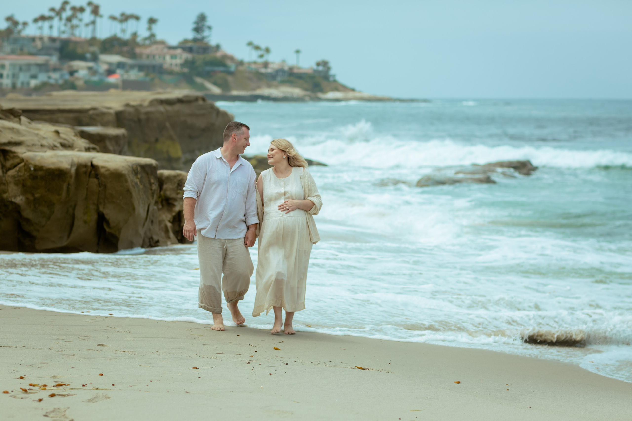 Maternity Photoshoot | La Jolla Beach. Inna Plekhanova | San Diego Photographer