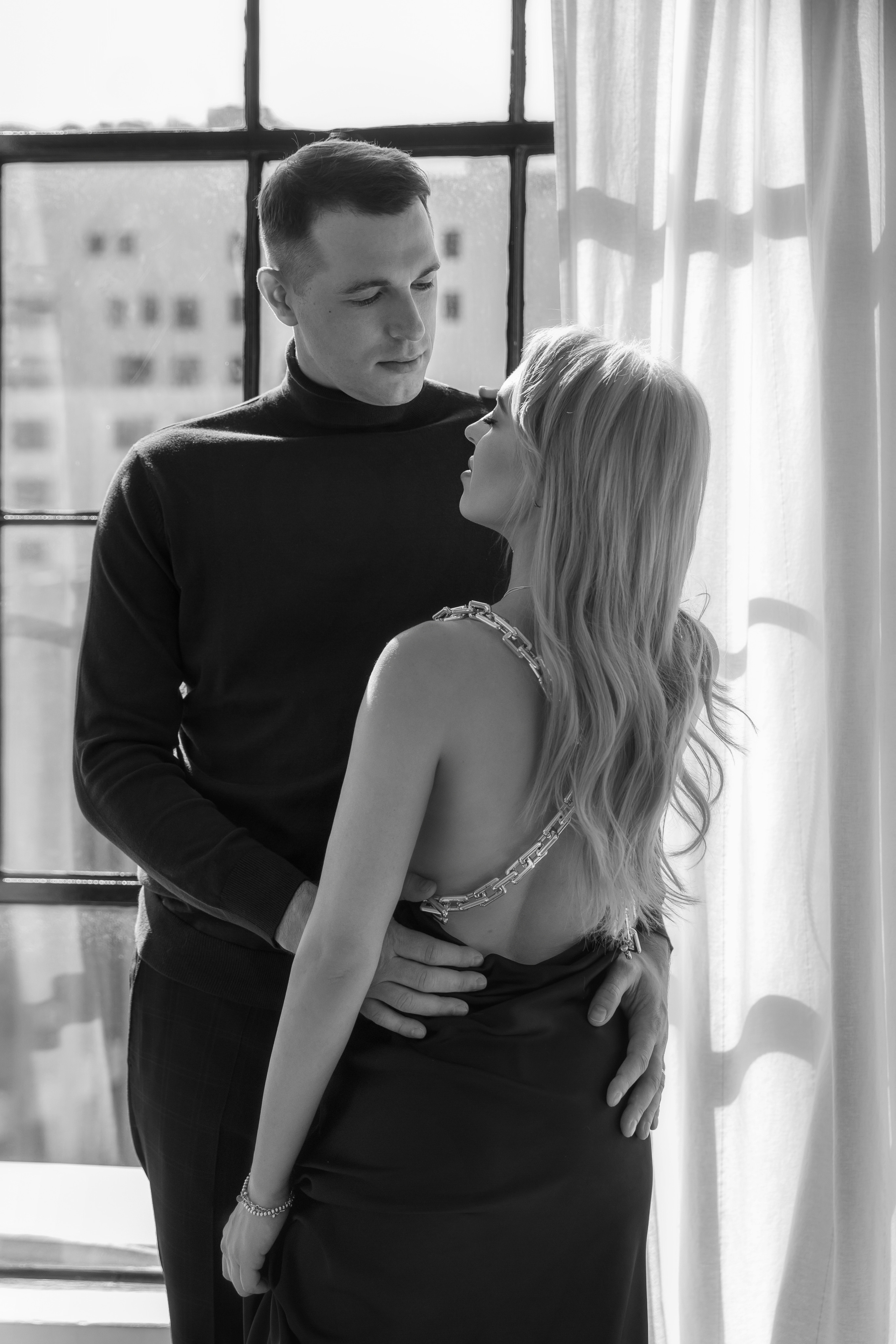 Photoshoot of a beautiful couple in the studio (LA). FAMILY & KIDS PHOTOGRAPHER in San Diego