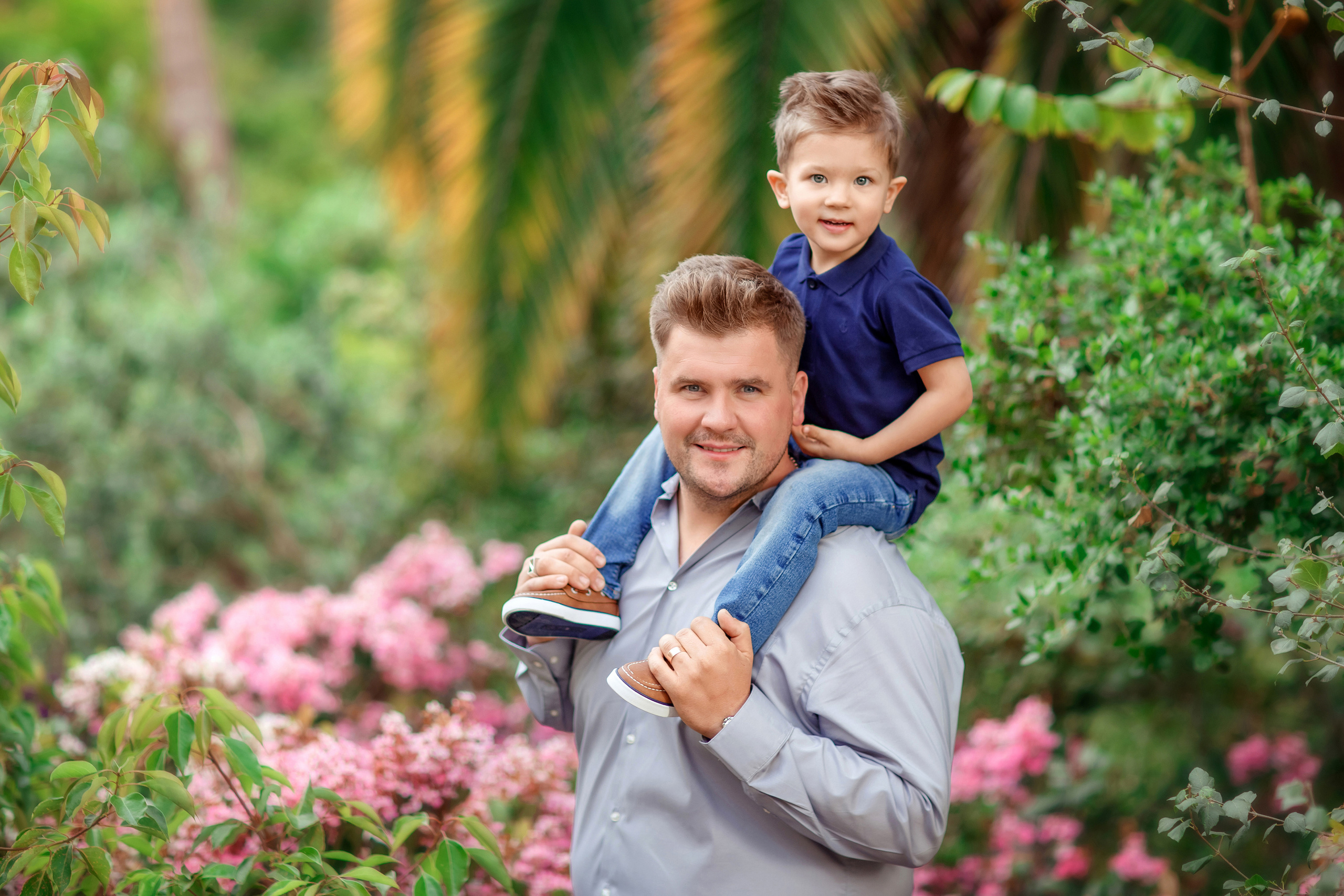 «Waiting for a miracle» Dubovinsky family (Balboa park). FAMILY & KIDS PHOTOGRAPHER in San Diego