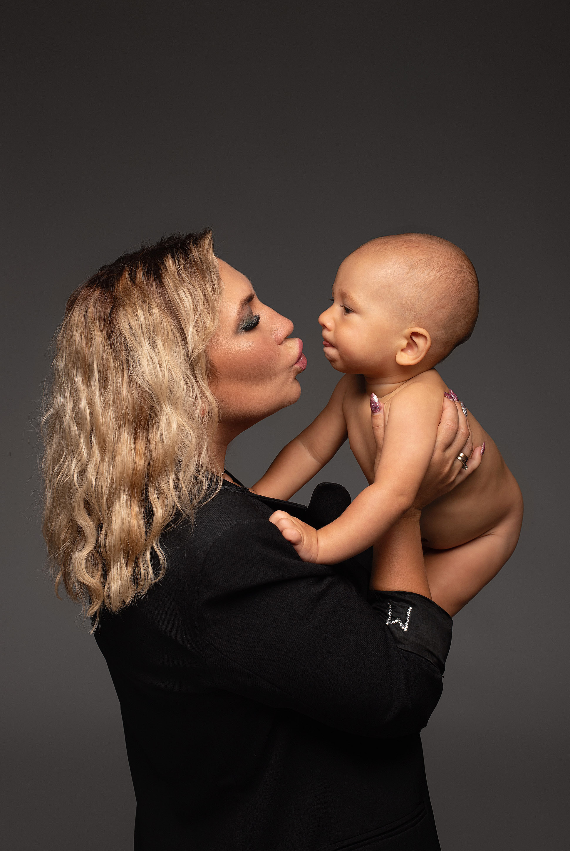 Mama i dziecko. Fotograf kobiece, ciążowy, noworodkowy Gliwice Katowice