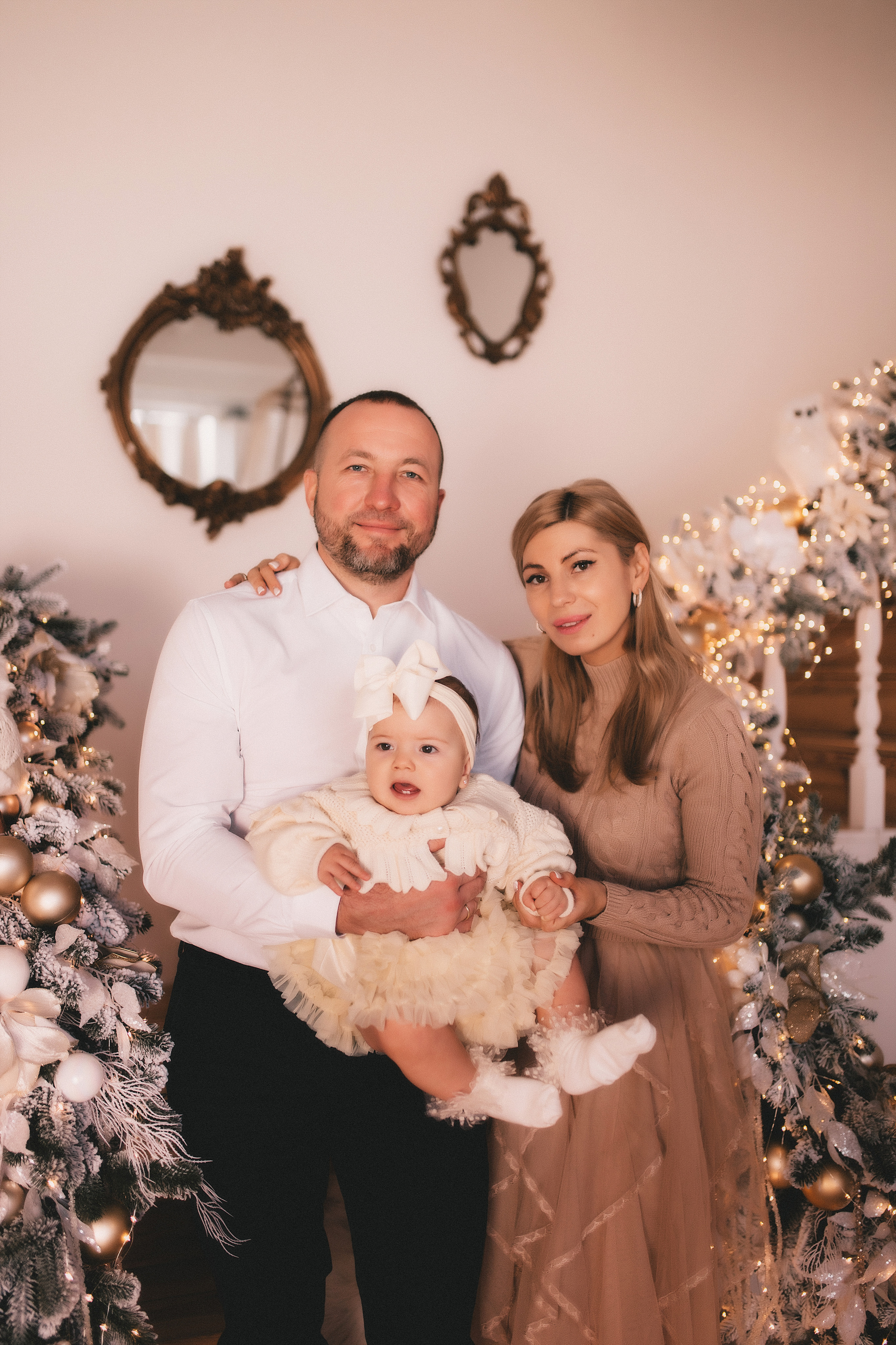 Новогодняя история Алены Алексея Алисы и Сергея. Семейный и свадебный фотограф в Харьков