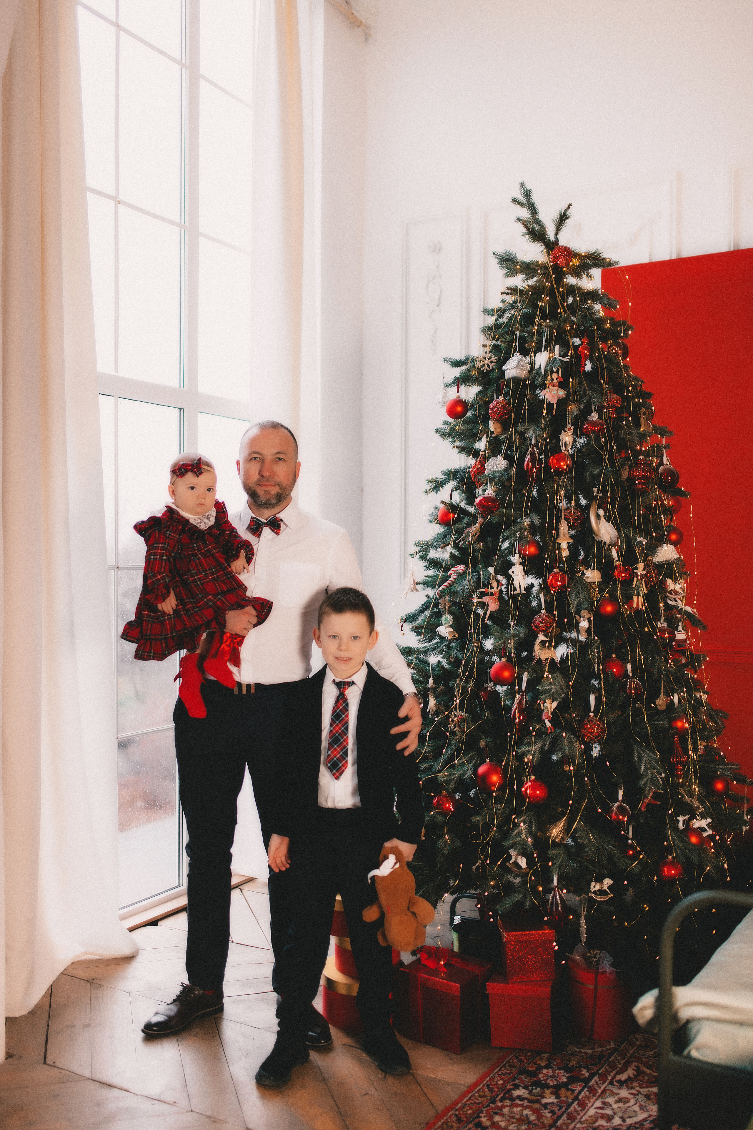 Новогодняя история Алены Алексея Алисы и Сергея. Семейный и свадебный фотограф в Харьков