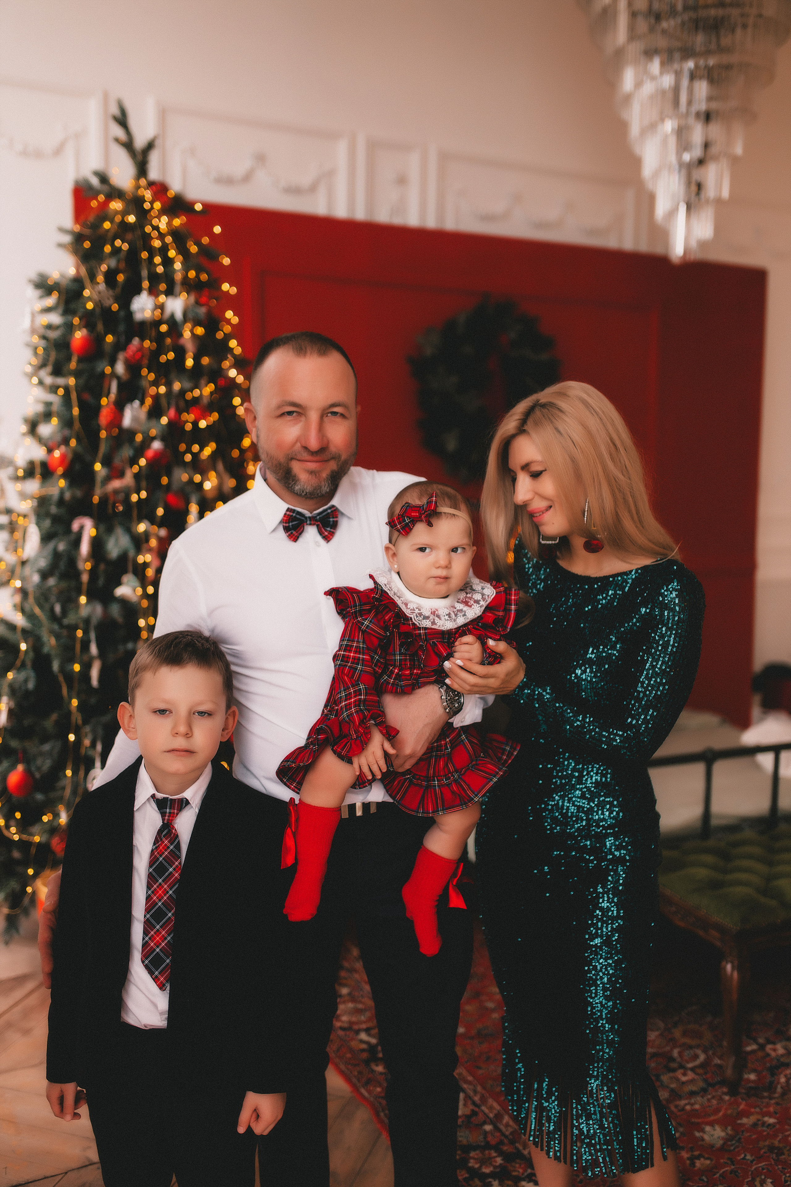 Новогодняя история Алены Алексея Алисы и Сергея. Семейный и свадебный фотограф в Харьков