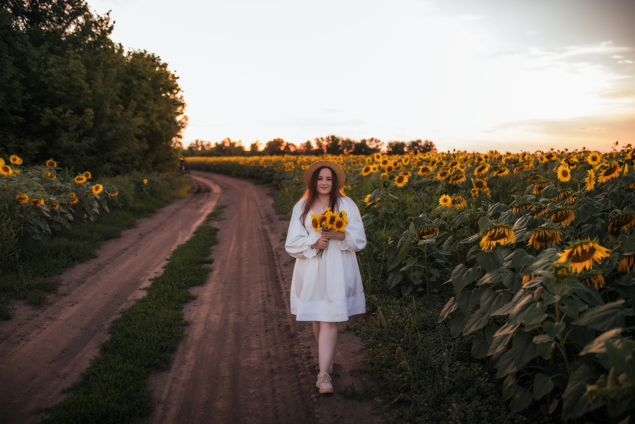 Вікторія і соняшники. Семейный и свадебный фотограф в Харьков