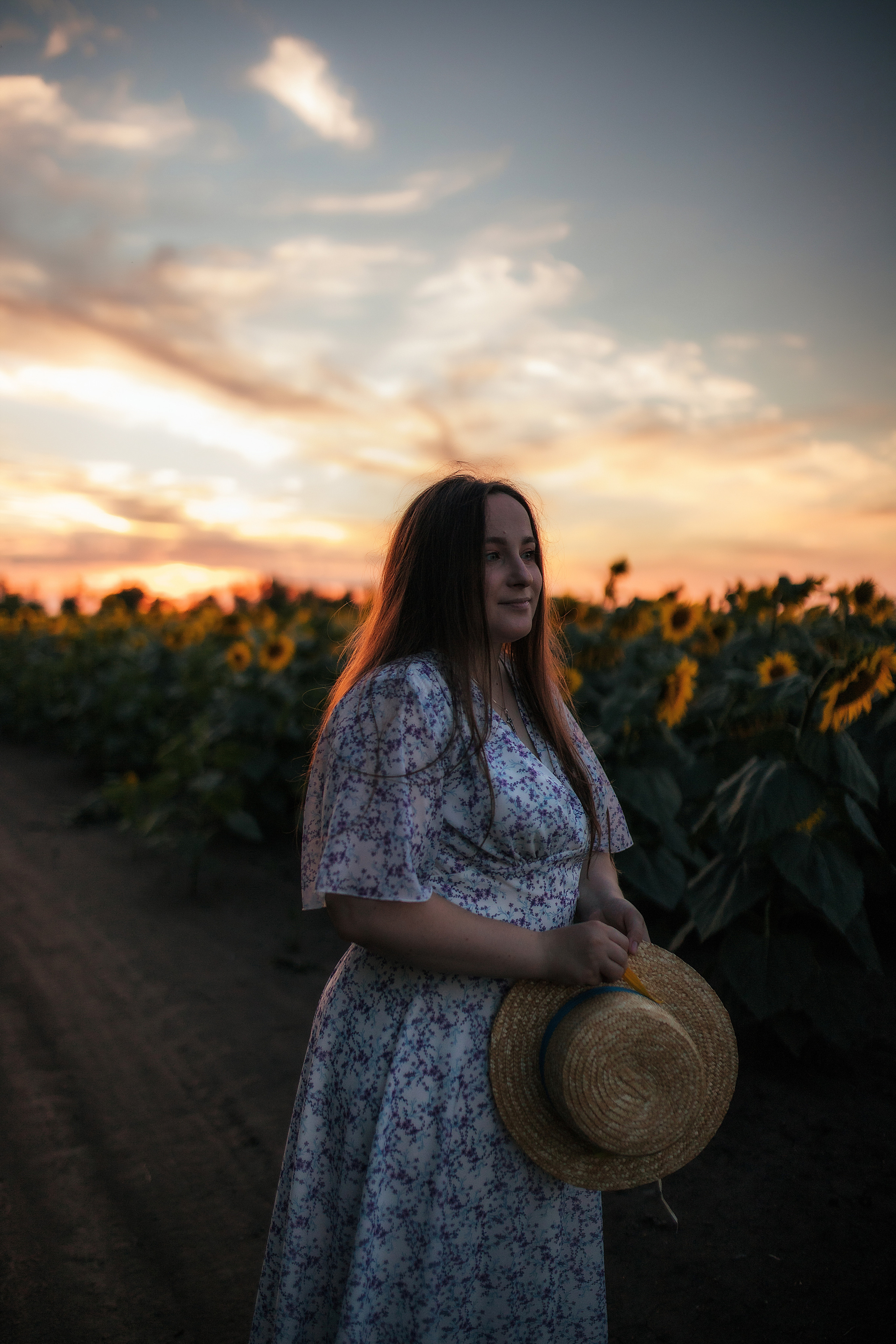 Вікторія і соняшники. Семейный и свадебный фотограф в Харьков