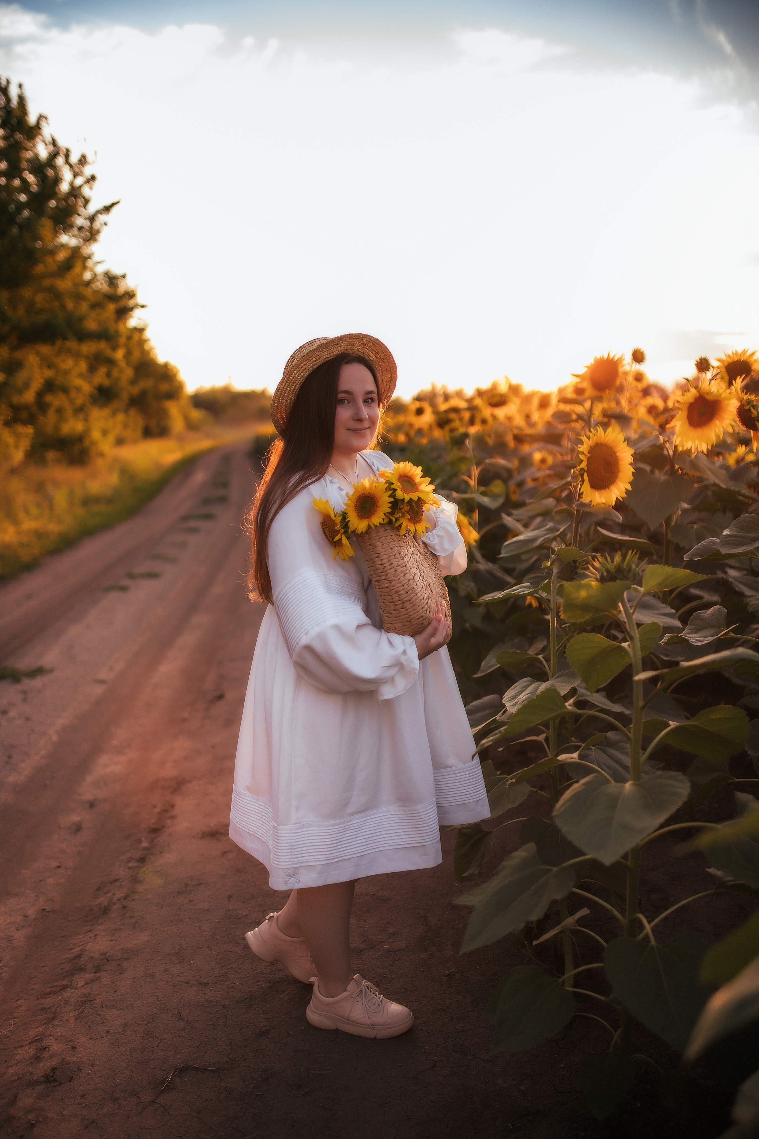 Вікторія і соняшники. Семейный и свадебный фотограф в Харьков