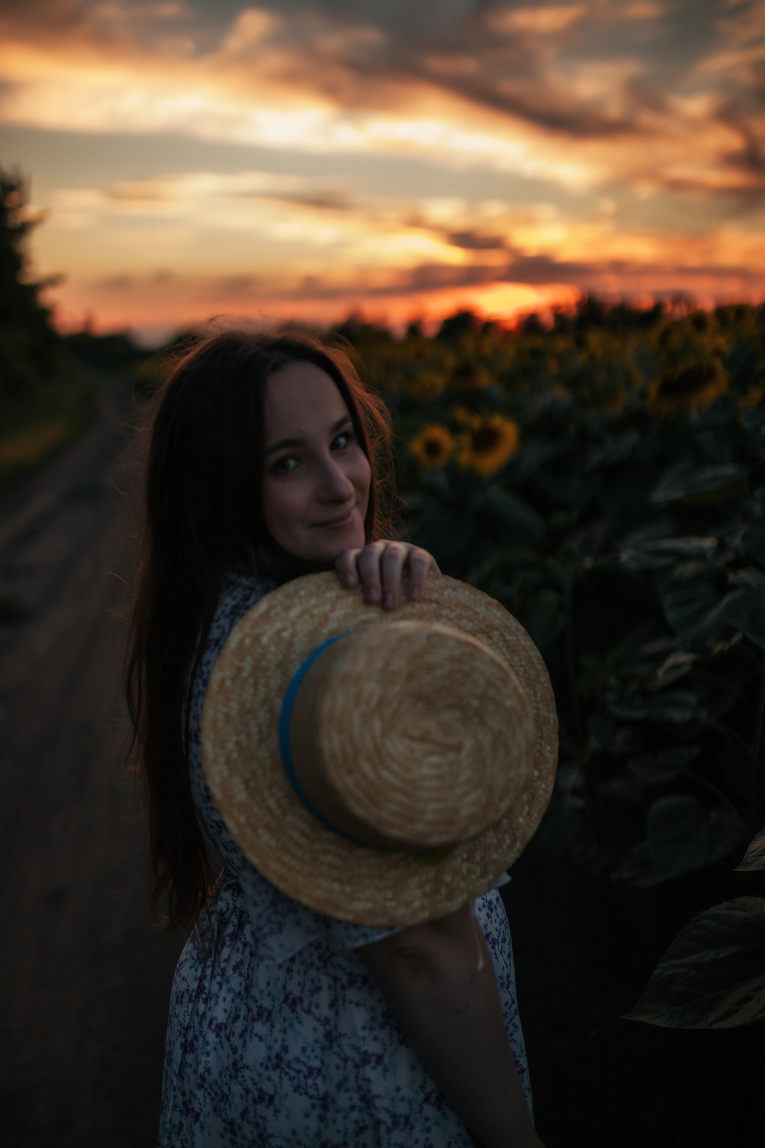 Вікторія і соняшники. Семейный и свадебный фотограф в Харьков