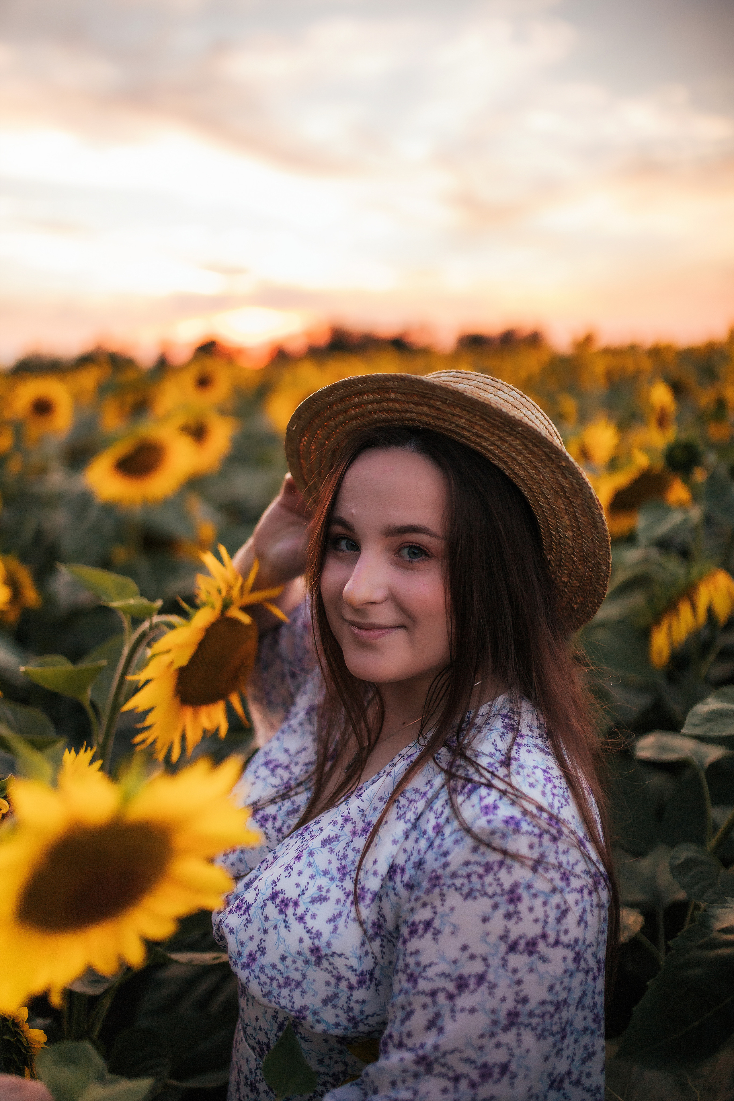 Вікторія і соняшники. Семейный и свадебный фотограф в Харьков