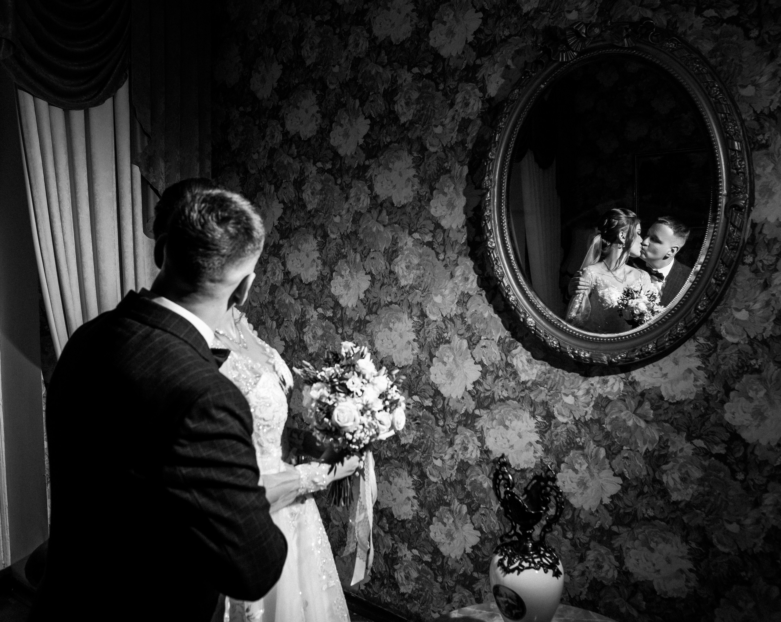 Свадебные фотосессии для молодоженов. Весільний та сімейний фотограф Харків