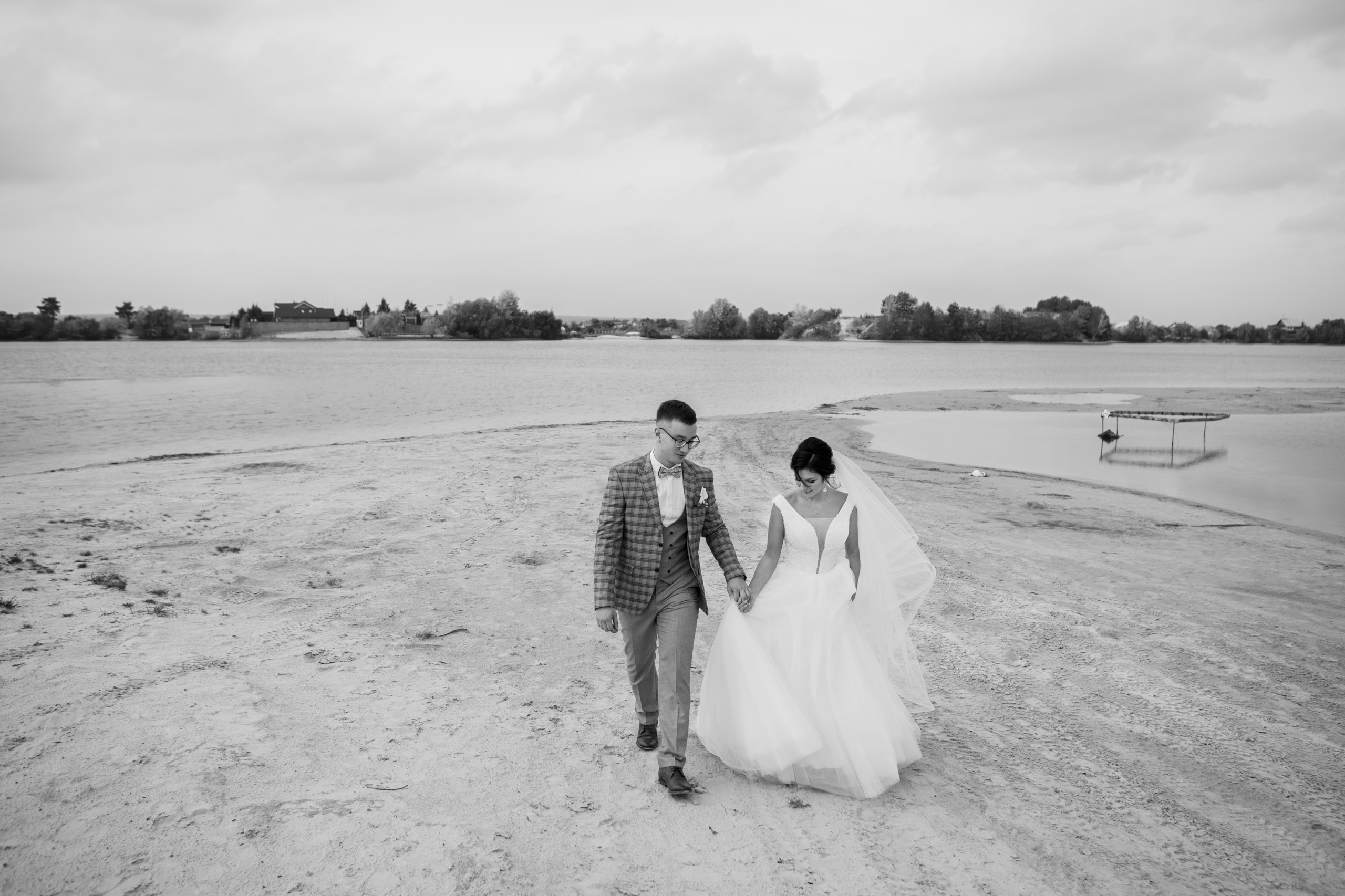 Свадебные фотосессии для молодоженов. Весільний та сімейний фотограф Харків