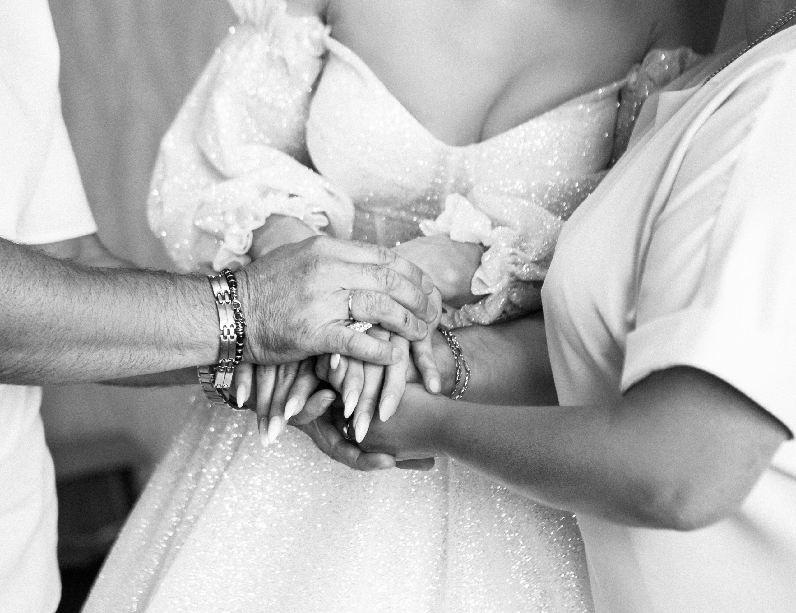 Свадебные фотосессии для молодоженов. Весільний та сімейний фотограф Харків