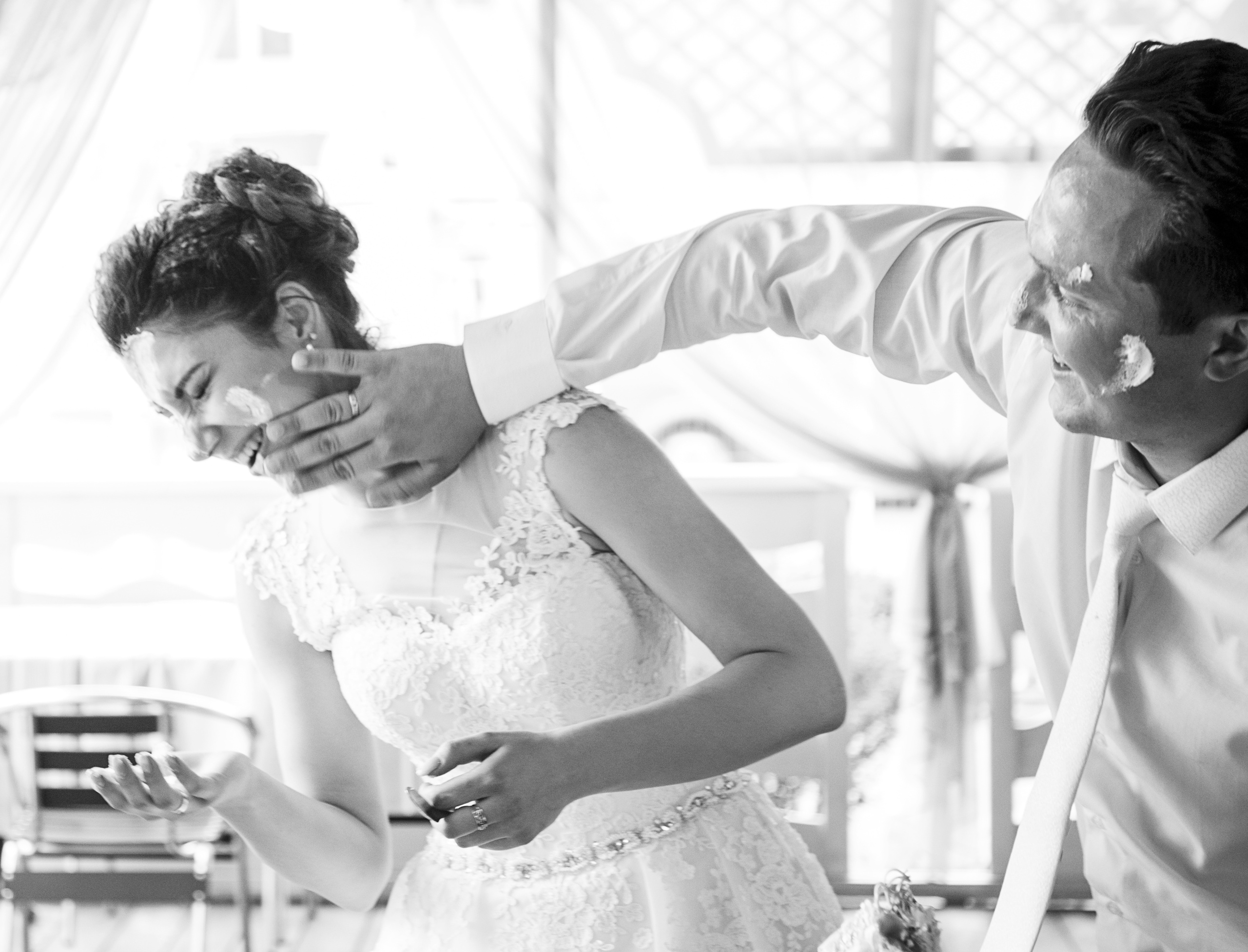 Свадебные фотосессии для молодоженов. Весільний та сімейний фотограф Харків