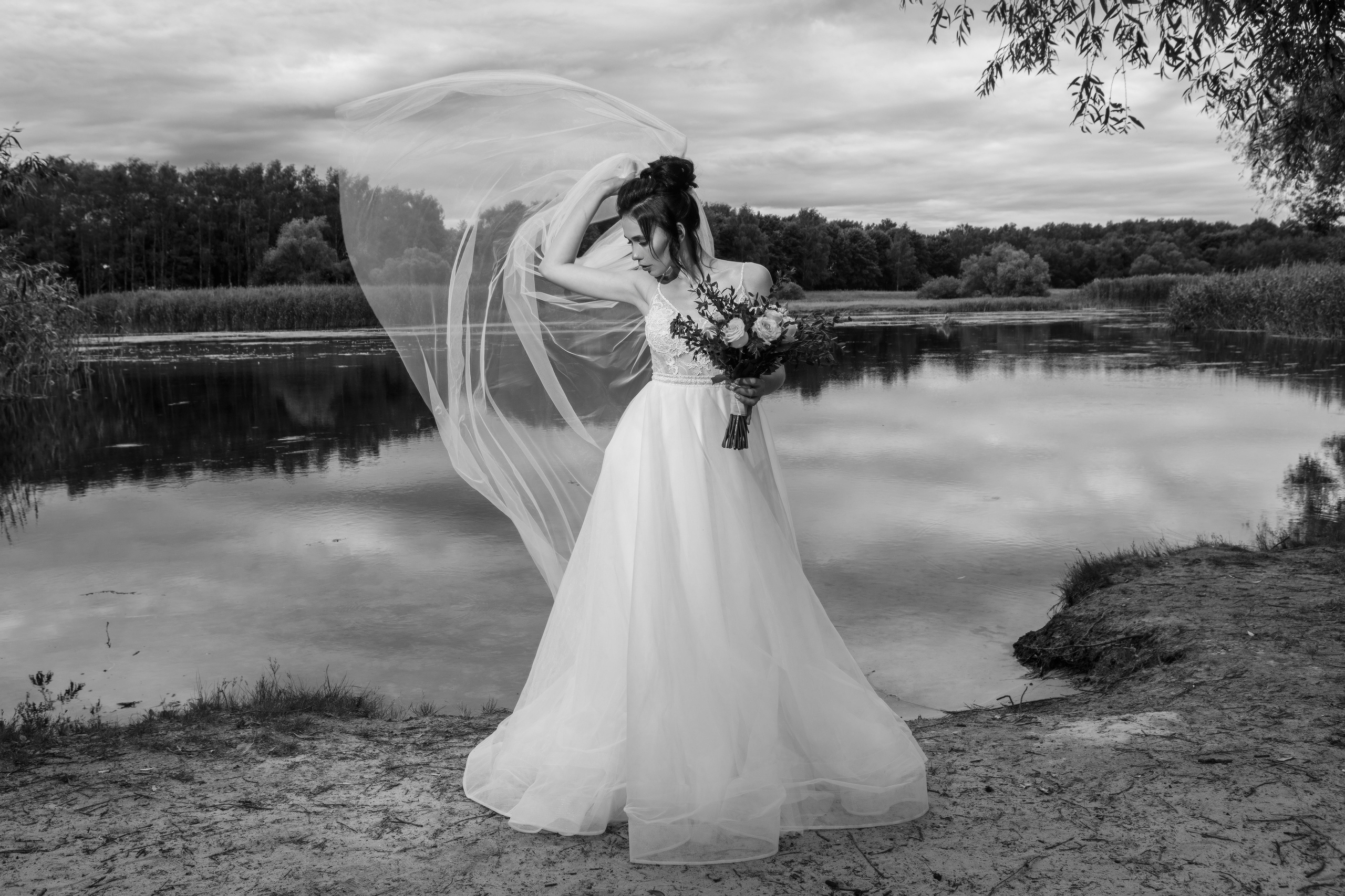 Свадебные фотосессии для молодоженов. Весільний та сімейний фотограф Харків