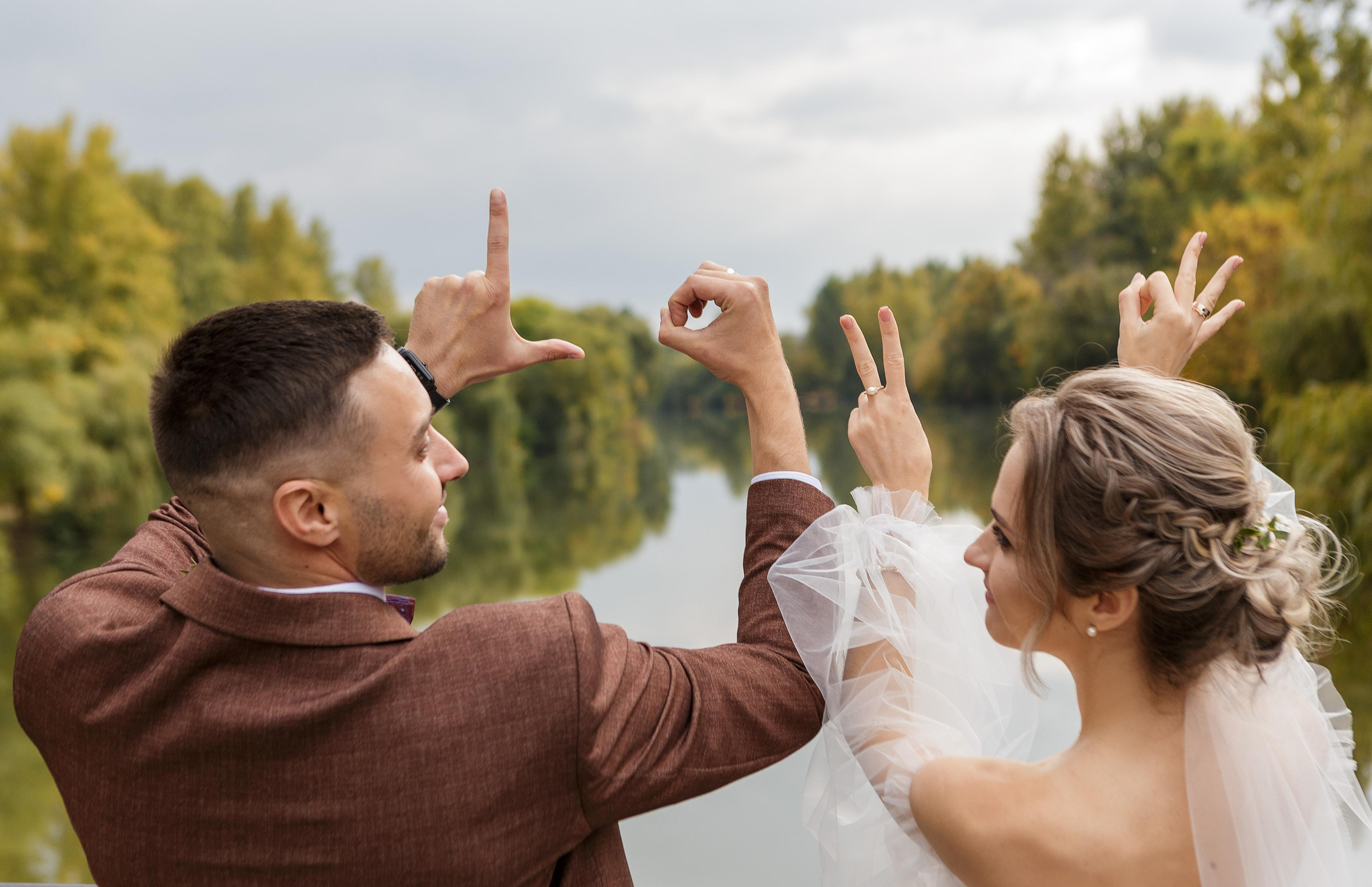 Свадебные фотосессии для молодоженов. Весільний та сімейний фотограф Харків