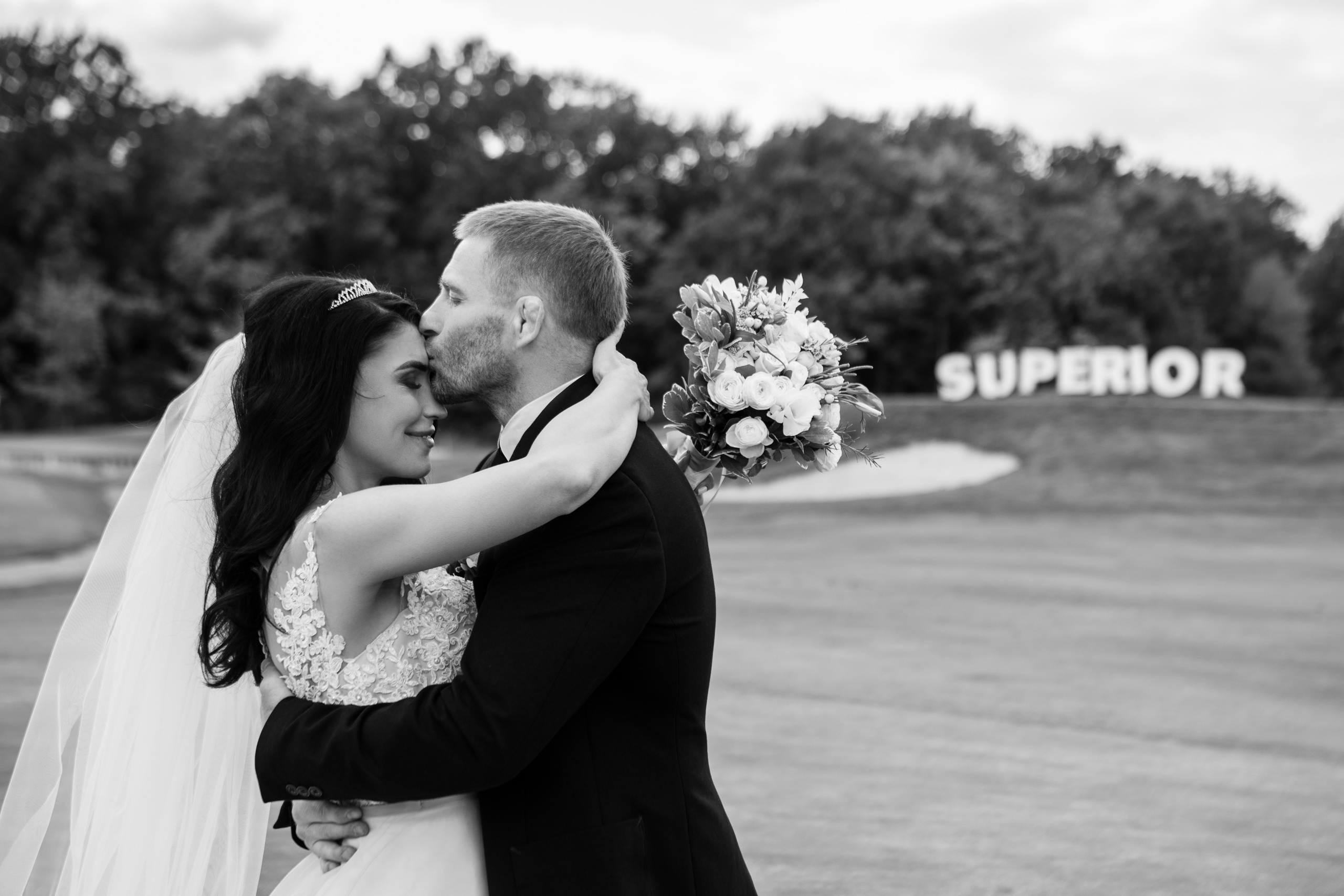 Свадебные фотосессии для молодоженов. Весільний та сімейний фотограф Харків