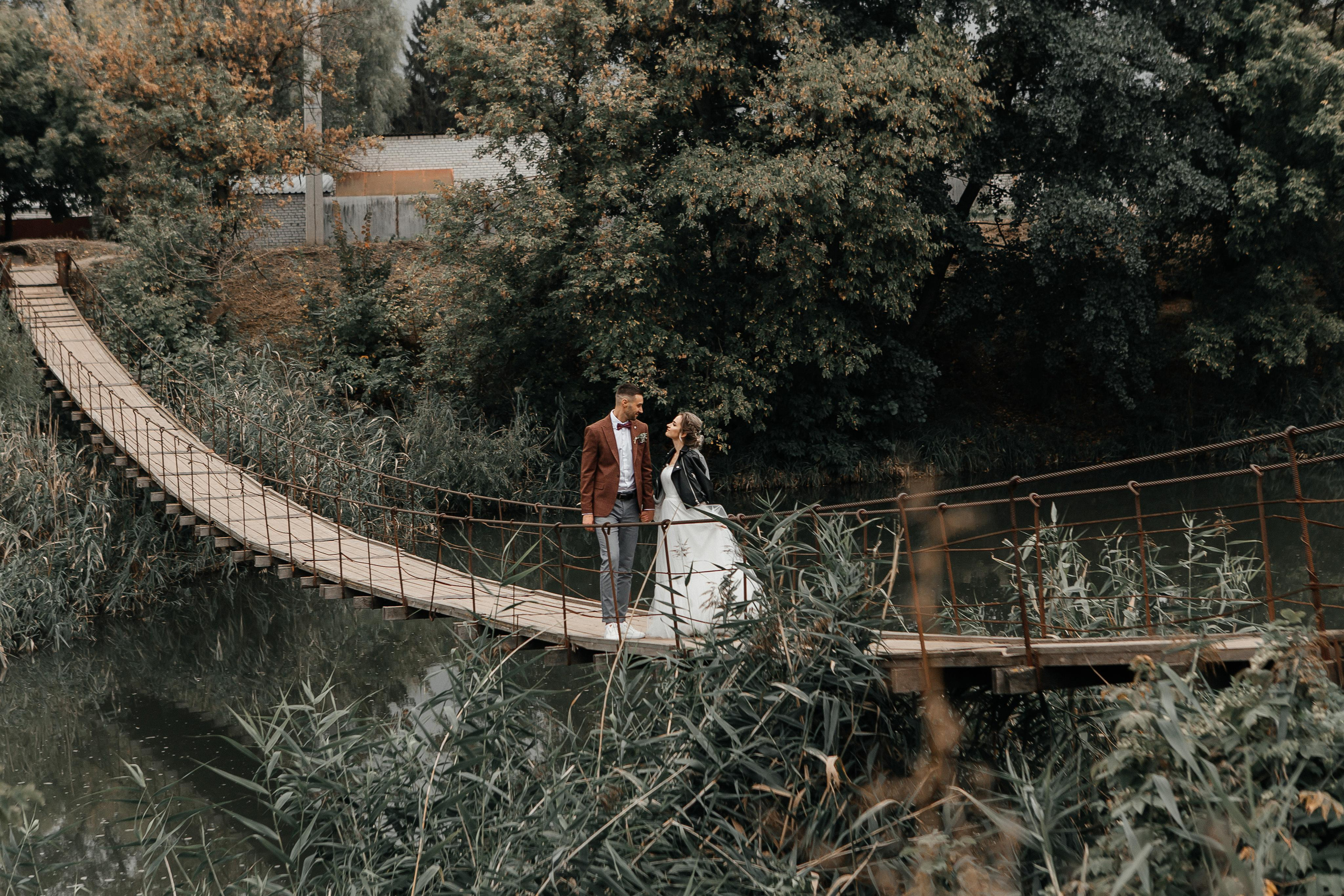 Свадебные фотосессии для молодоженов. Весільний та сімейний фотограф Харків