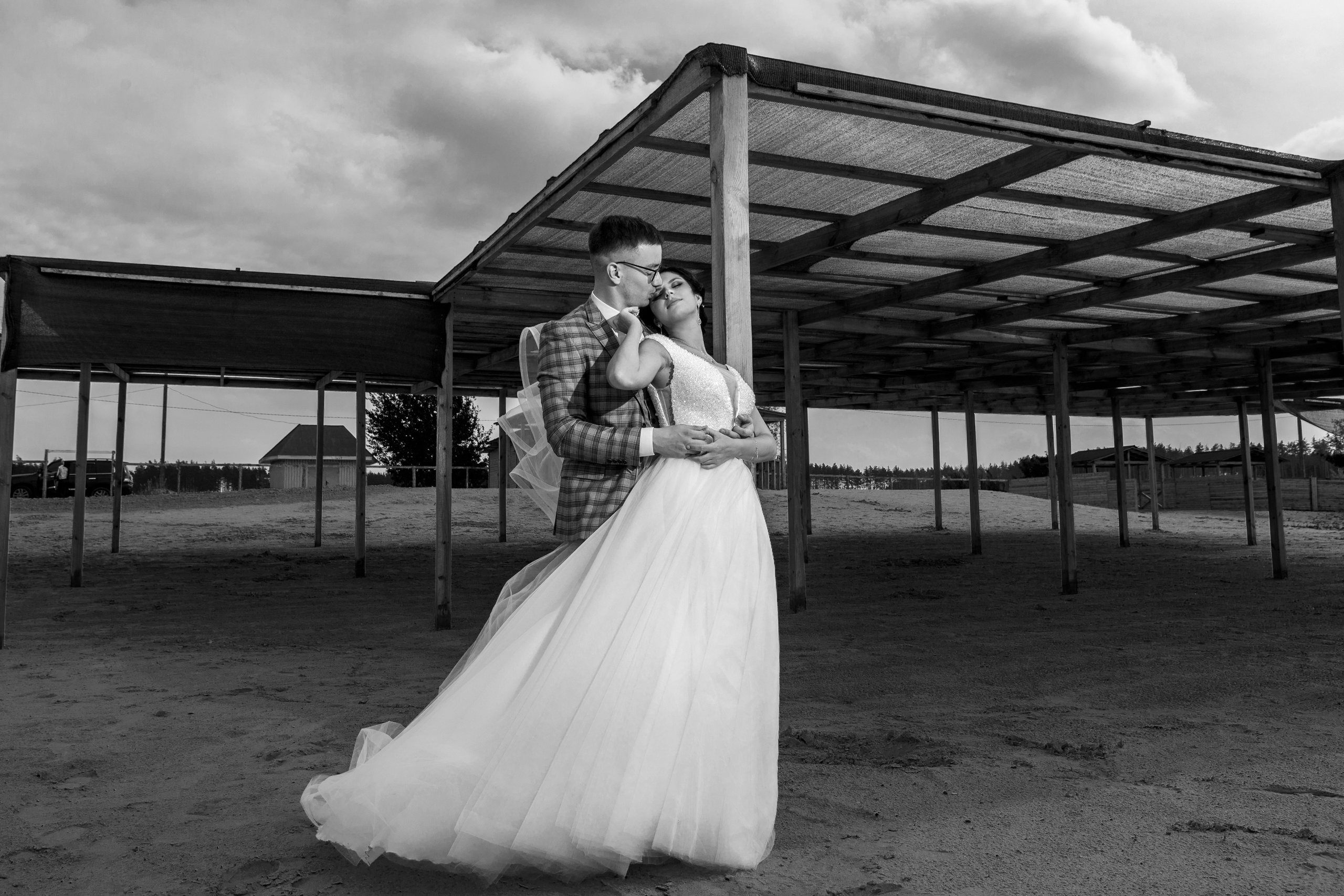 Свадебные фотосессии для молодоженов. Весільний та сімейний фотограф Харків