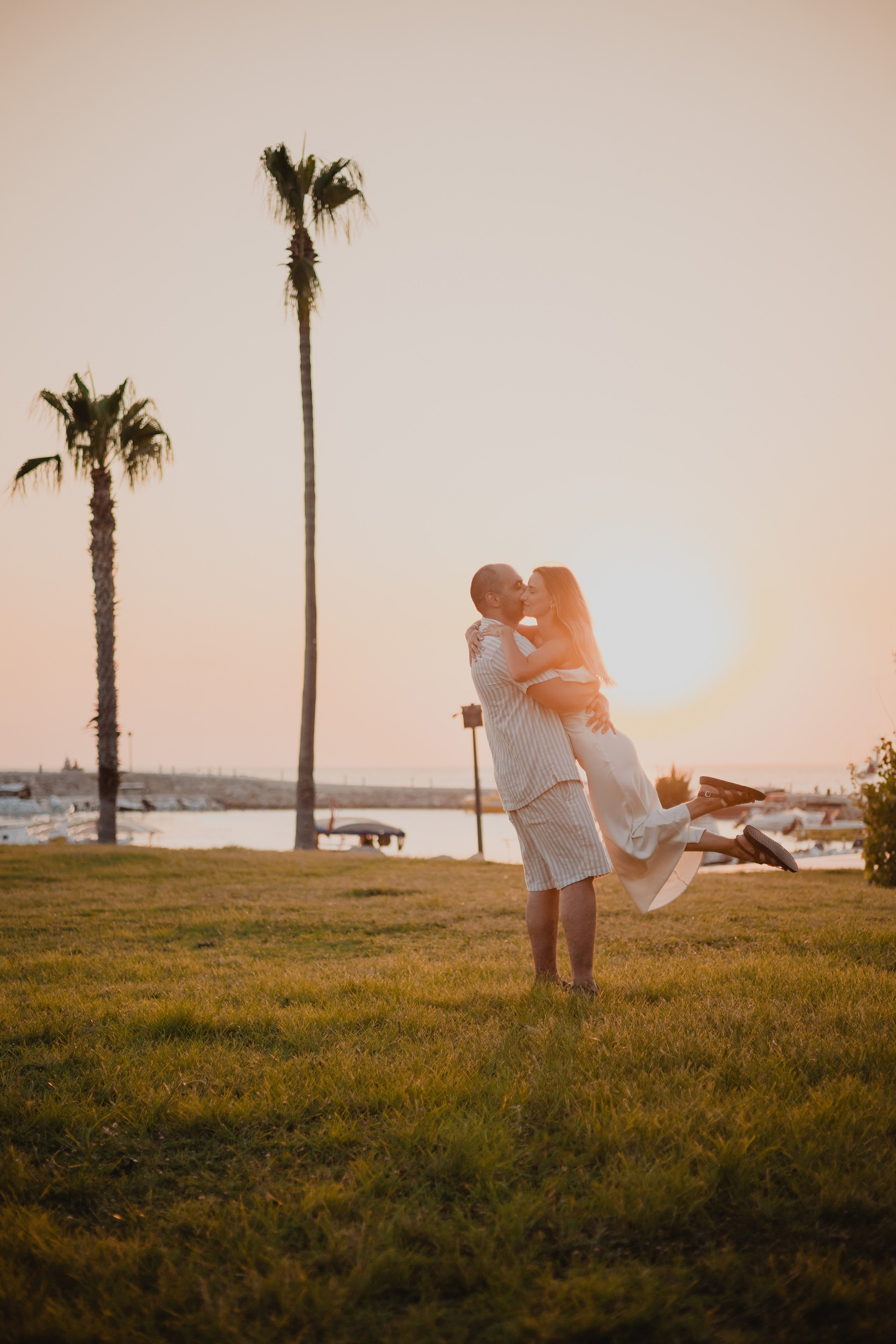 Лавстори в старом городе Сиде. Кара Дмитрий, фотограф Аланья