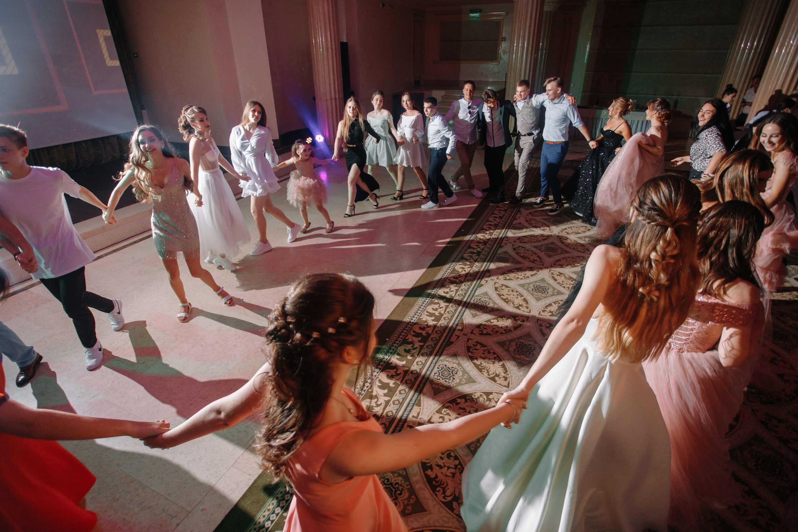 Выпускной в школе. Кара Дмитрий, фотограф Аланья