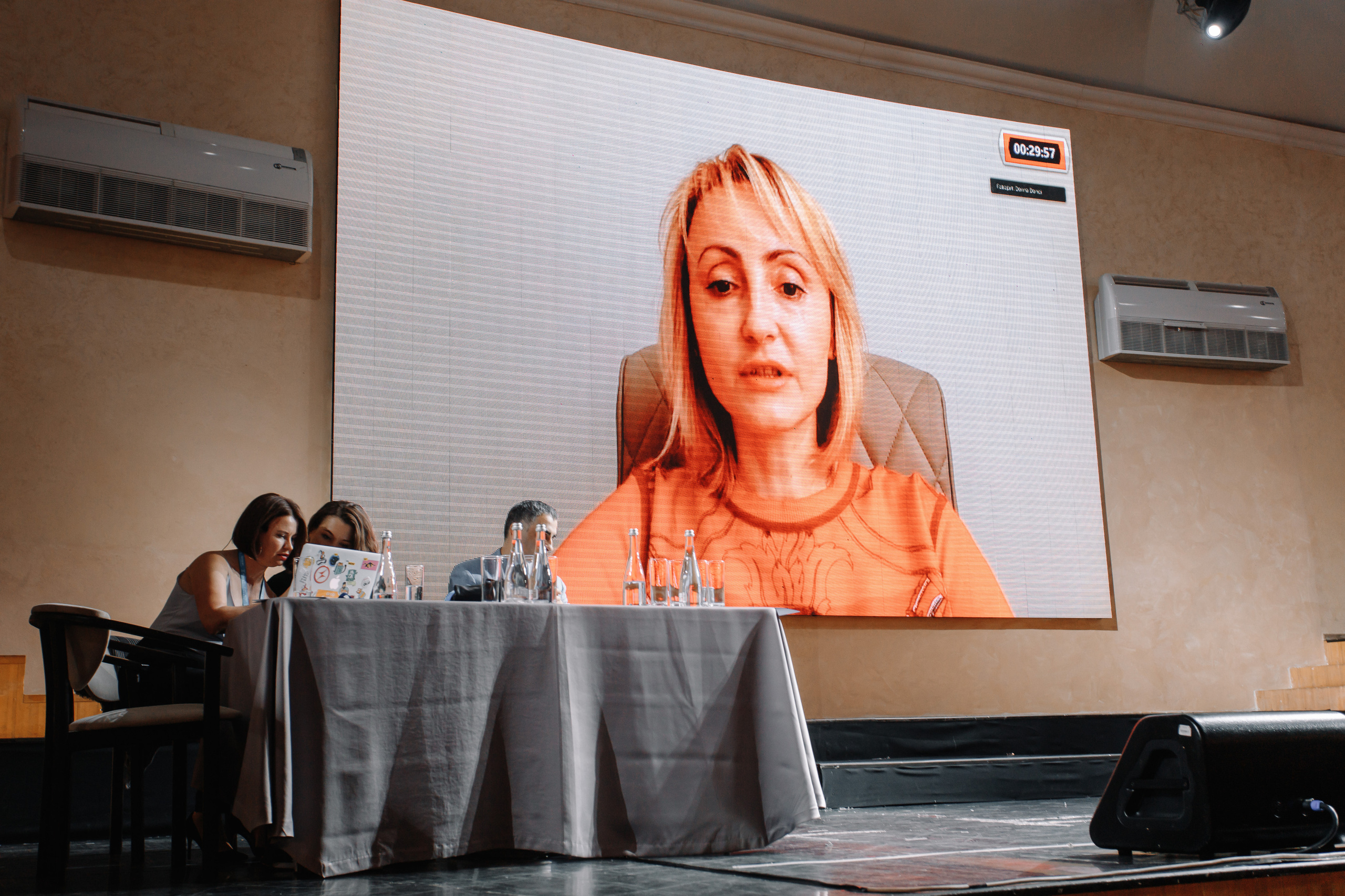 May aesthetic meeting. Кара Дмитрий, фотограф Аланья