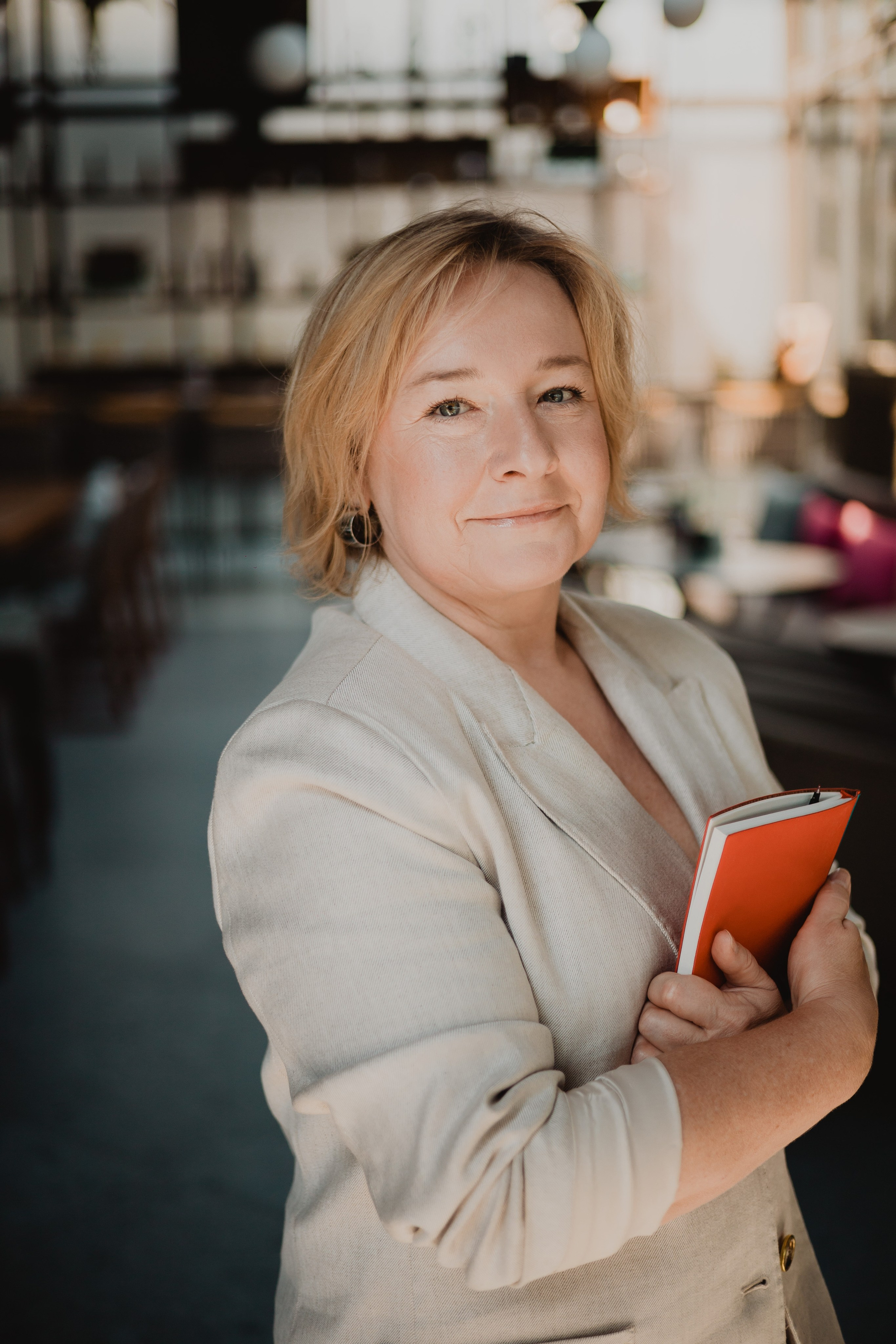 Контент-фотосессия для психолога. Кара Дмитрий, фотограф Аланья