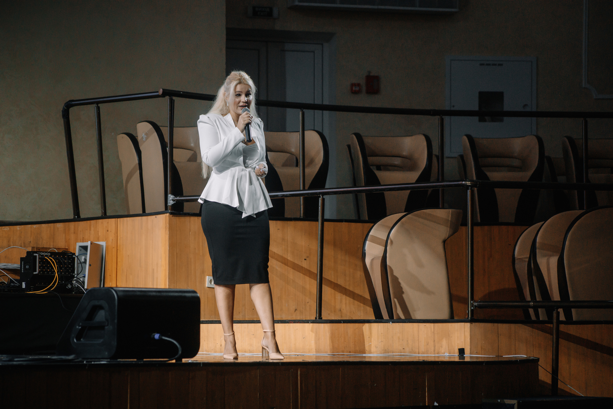 May aesthetic meeting. Кара Дмитрий, фотограф Аланья