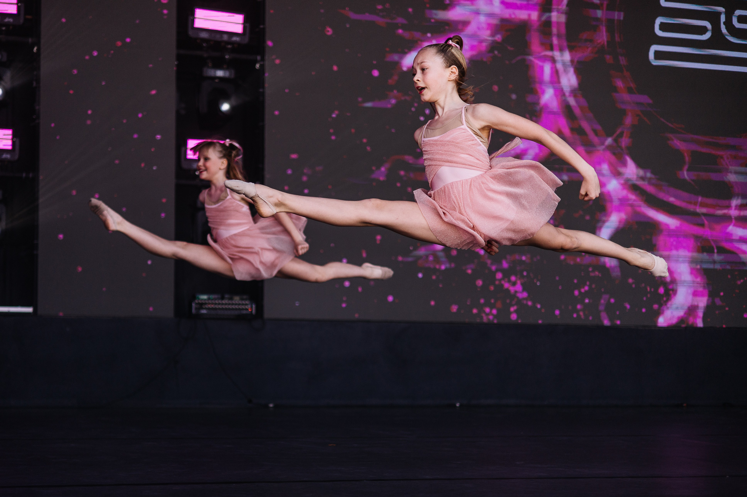 Танцевальный конкурс. Белек. Кара Дмитрий, фотограф Аланья