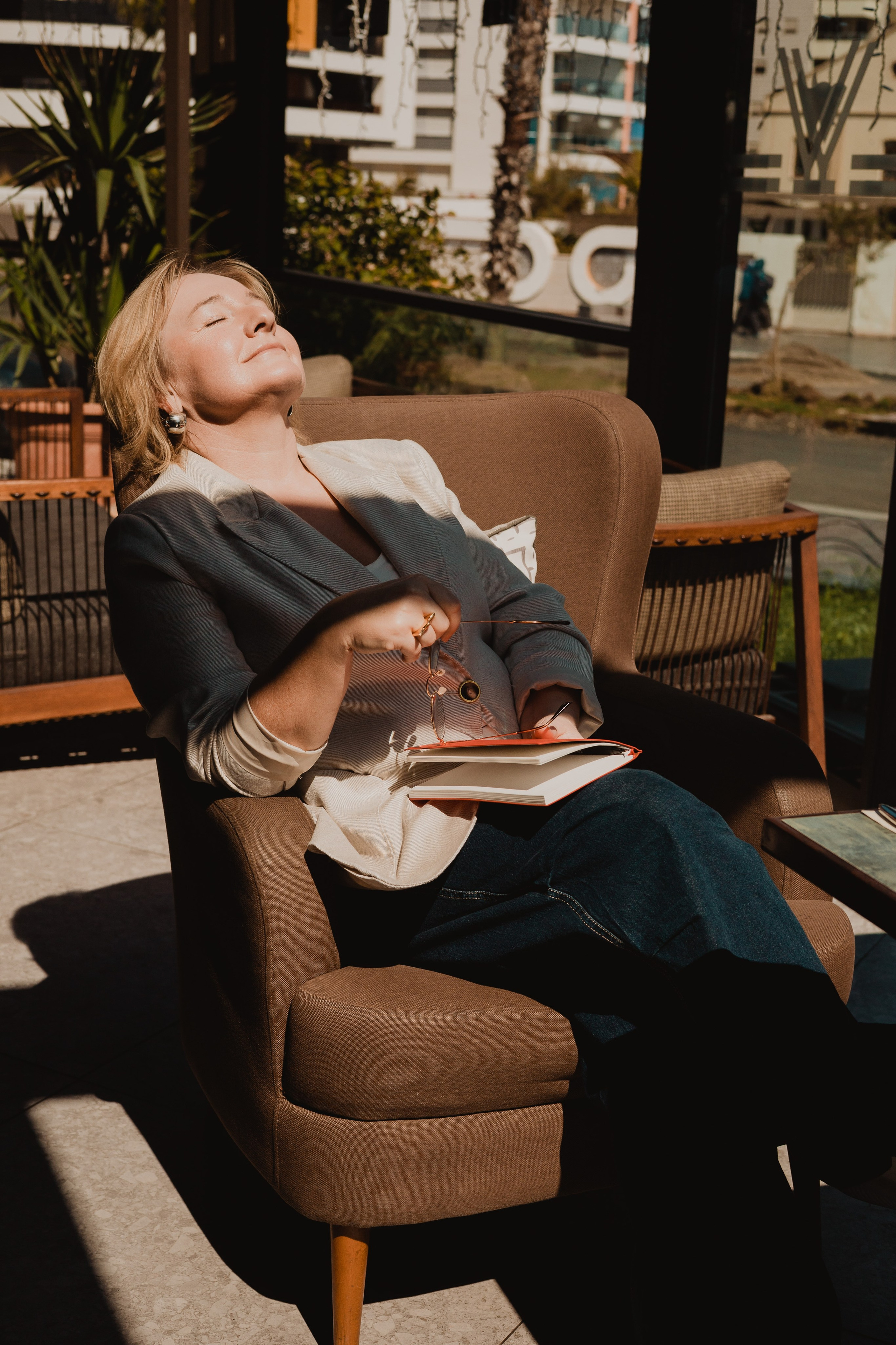 Контент-фотосессия для психолога. Кара Дмитрий, фотограф Аланья