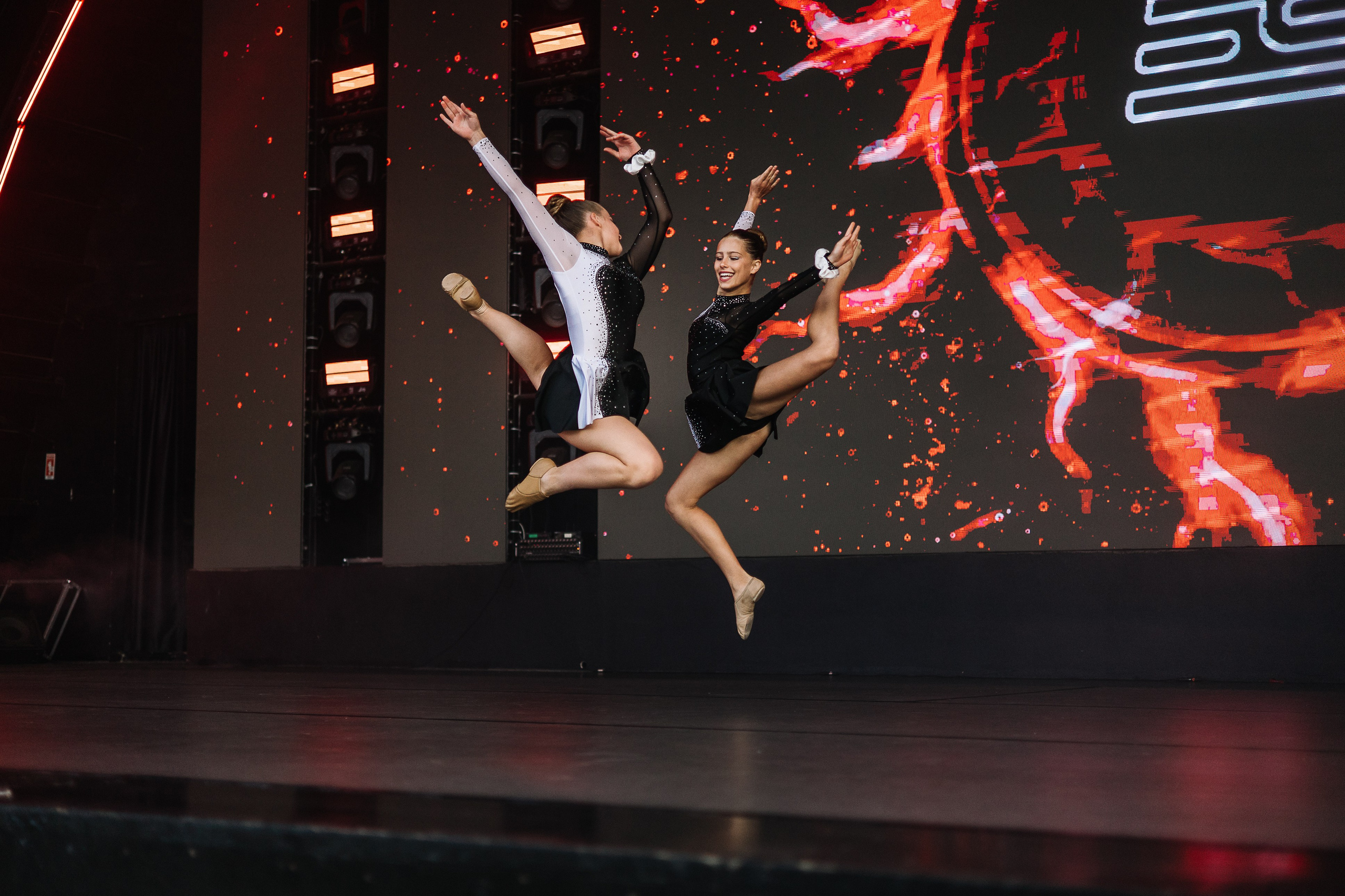 Танцевальный конкурс. Белек. Кара Дмитрий, фотограф Аланья