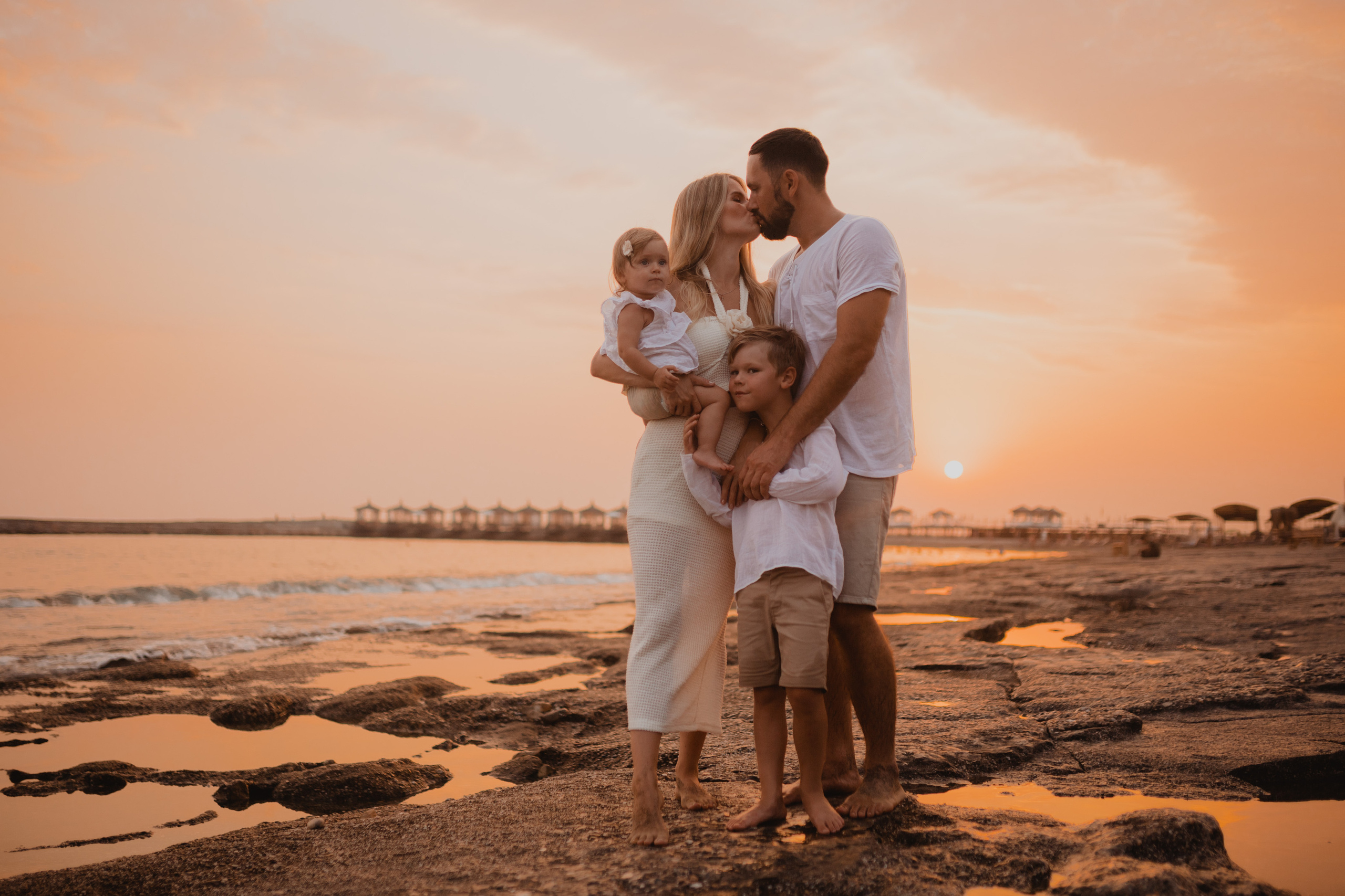 Семейная фотосессия. Алания. Кара Дмитрий, фотограф Аланья