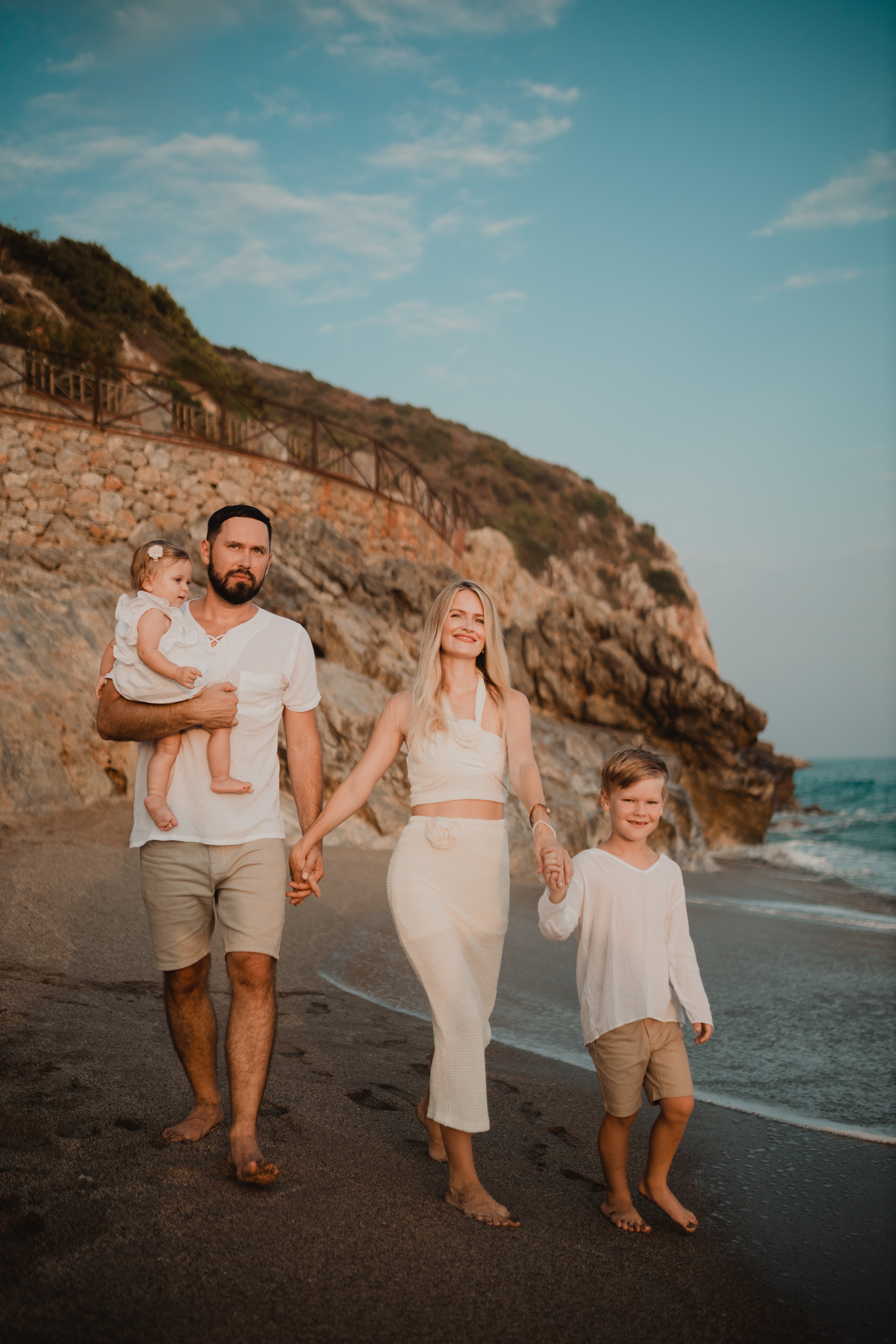 Семейная фотосессия. Алания. Кара Дмитрий, фотограф Аланья