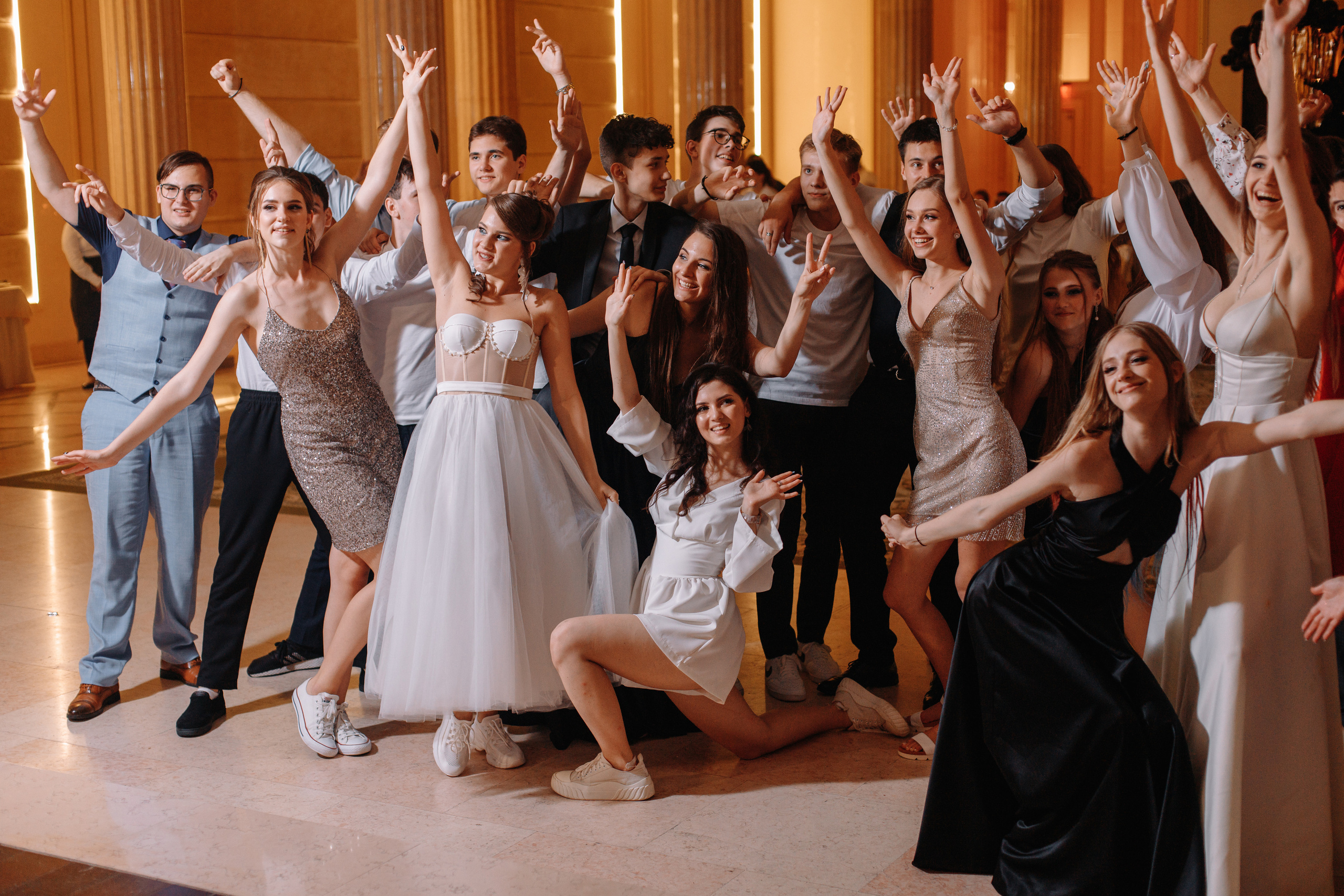 Выпускной в школе. Кара Дмитрий, фотограф Аланья