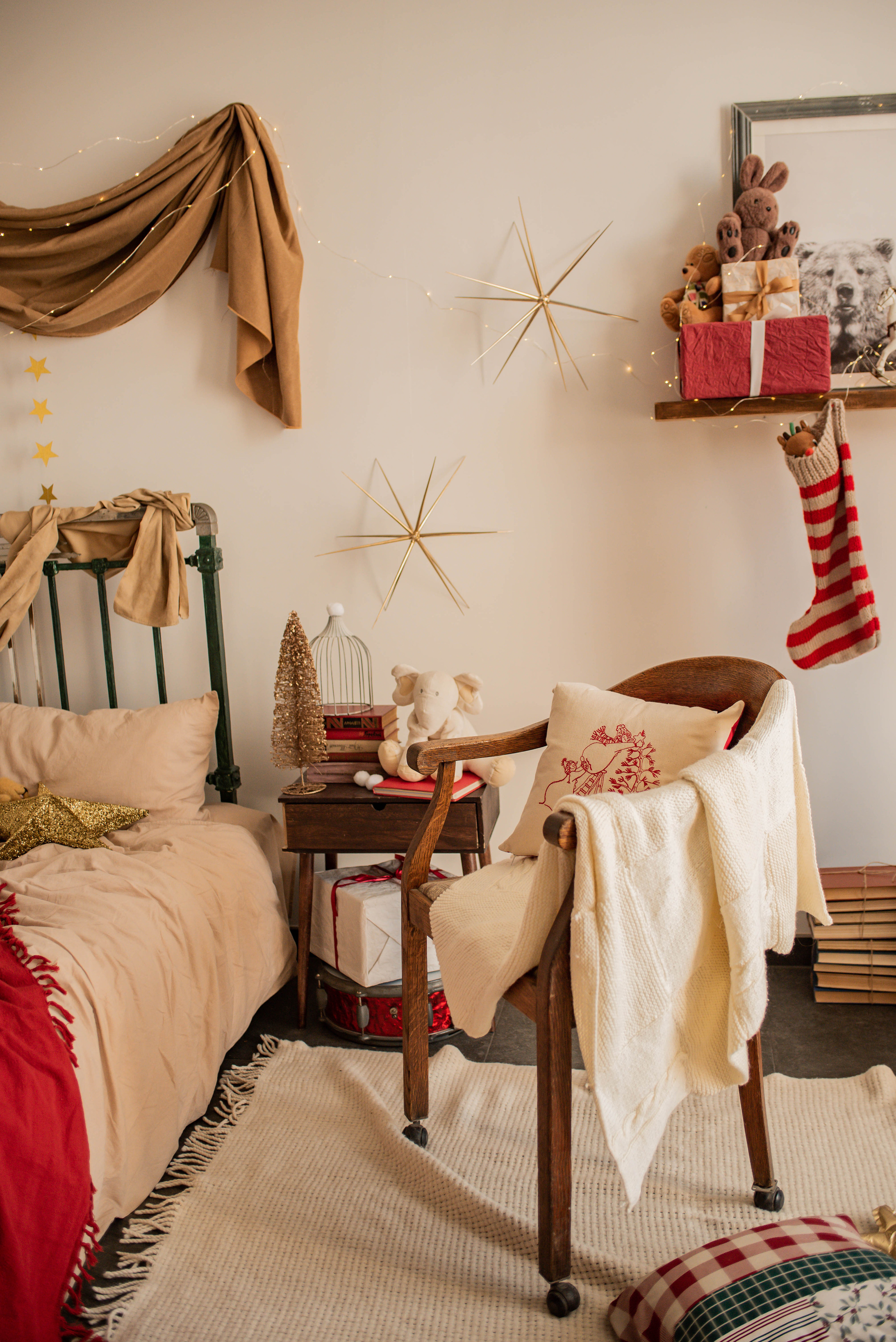 Лампа 1100грн. Кара Дмитрий, фотограф Аланья