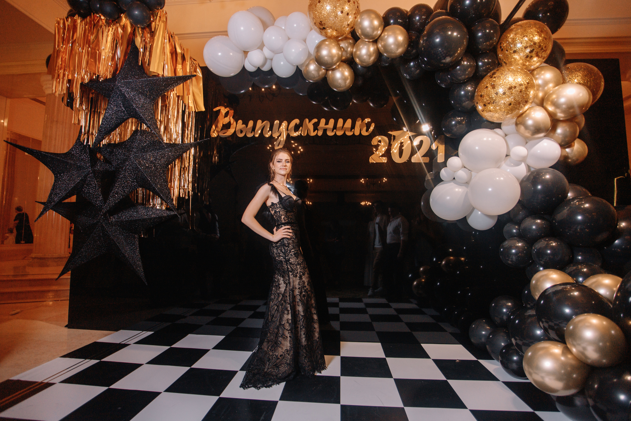 Выпускной в школе. Кара Дмитрий, фотограф Аланья