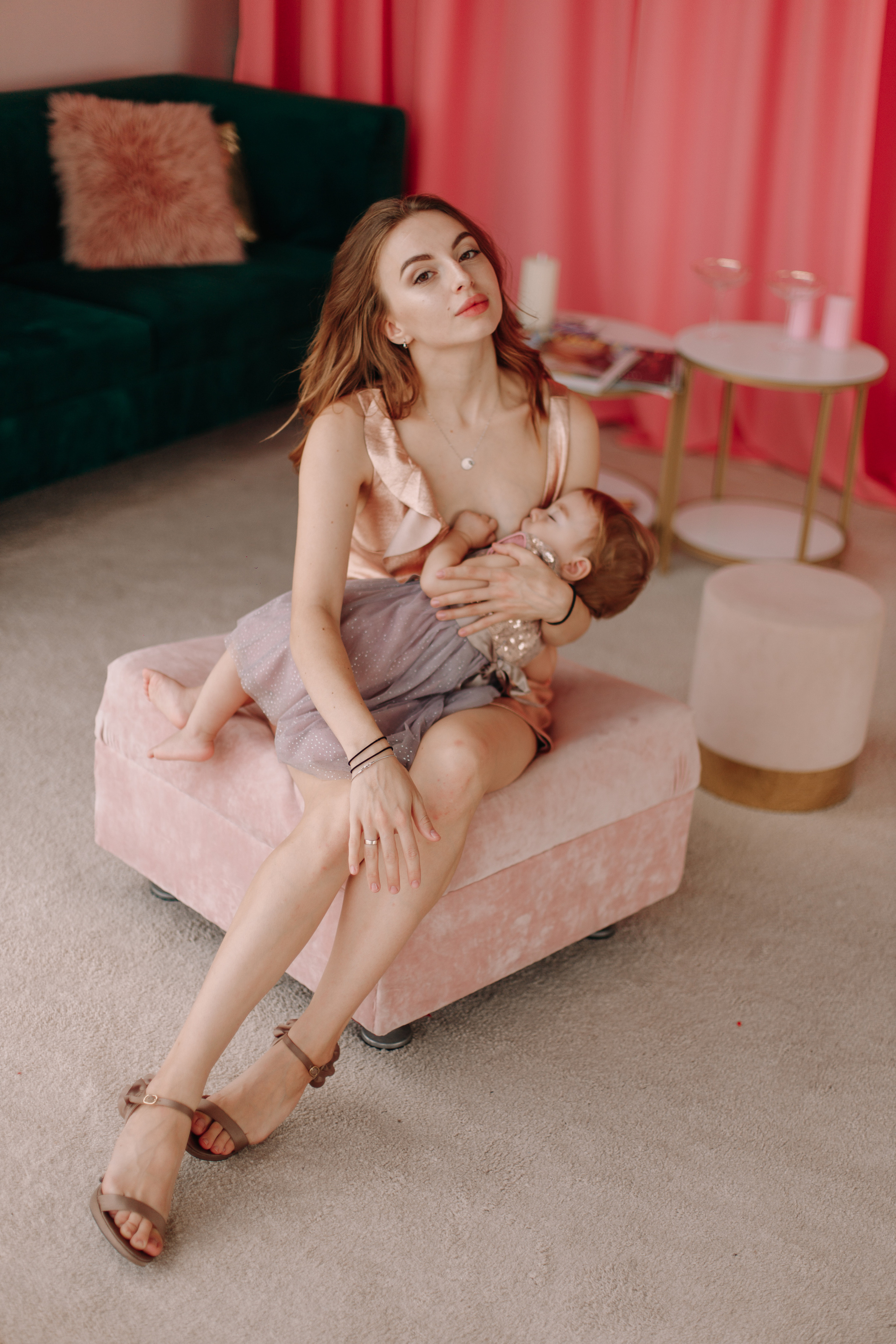 Семейная фотосьемка в студии Купол. Кара Дмитрий, фотограф Аланья