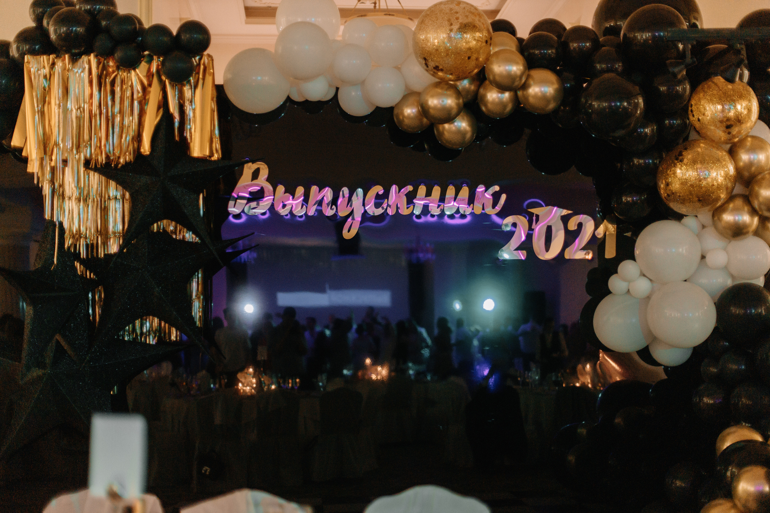 Выпускной в школе. Кара Дмитрий, фотограф Аланья