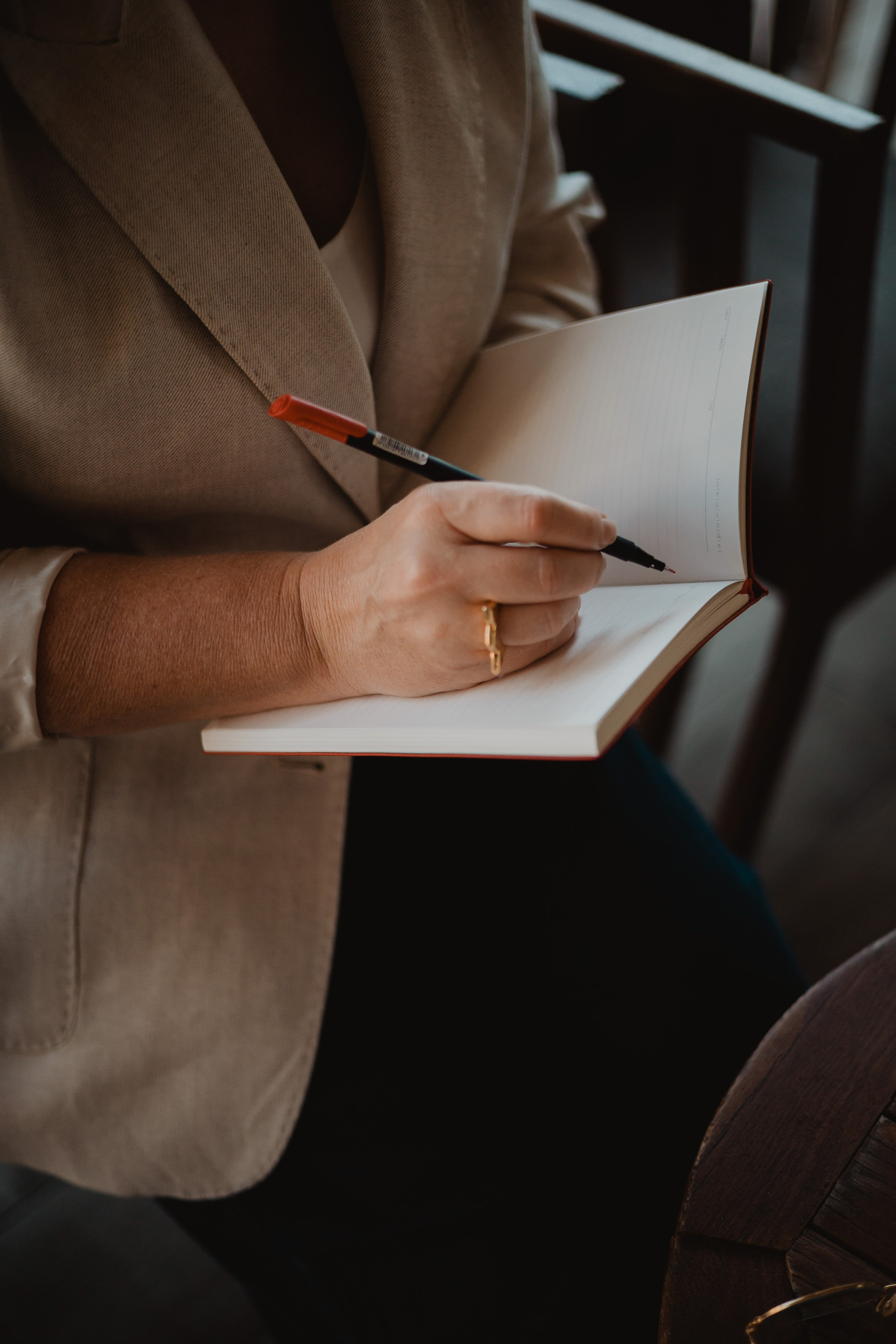 Контент-фотосессия для психолога. Кара Дмитрий, фотограф Аланья