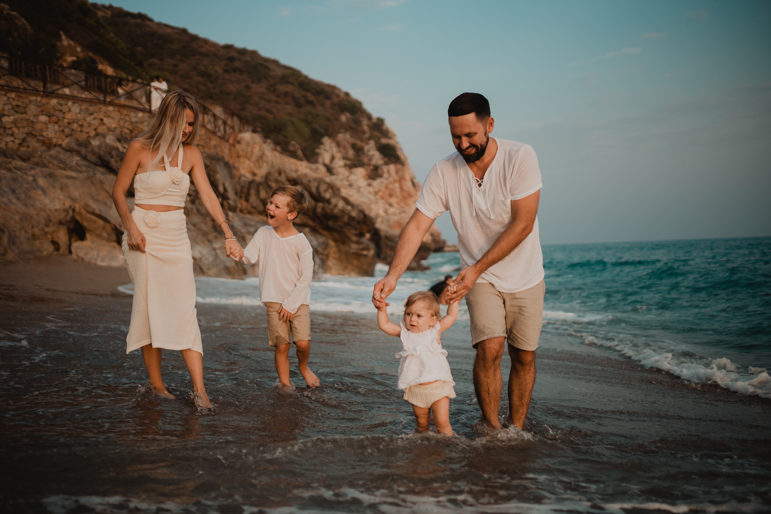 Семейная фотосессия. Алания. Кара Дмитрий, фотограф Аланья