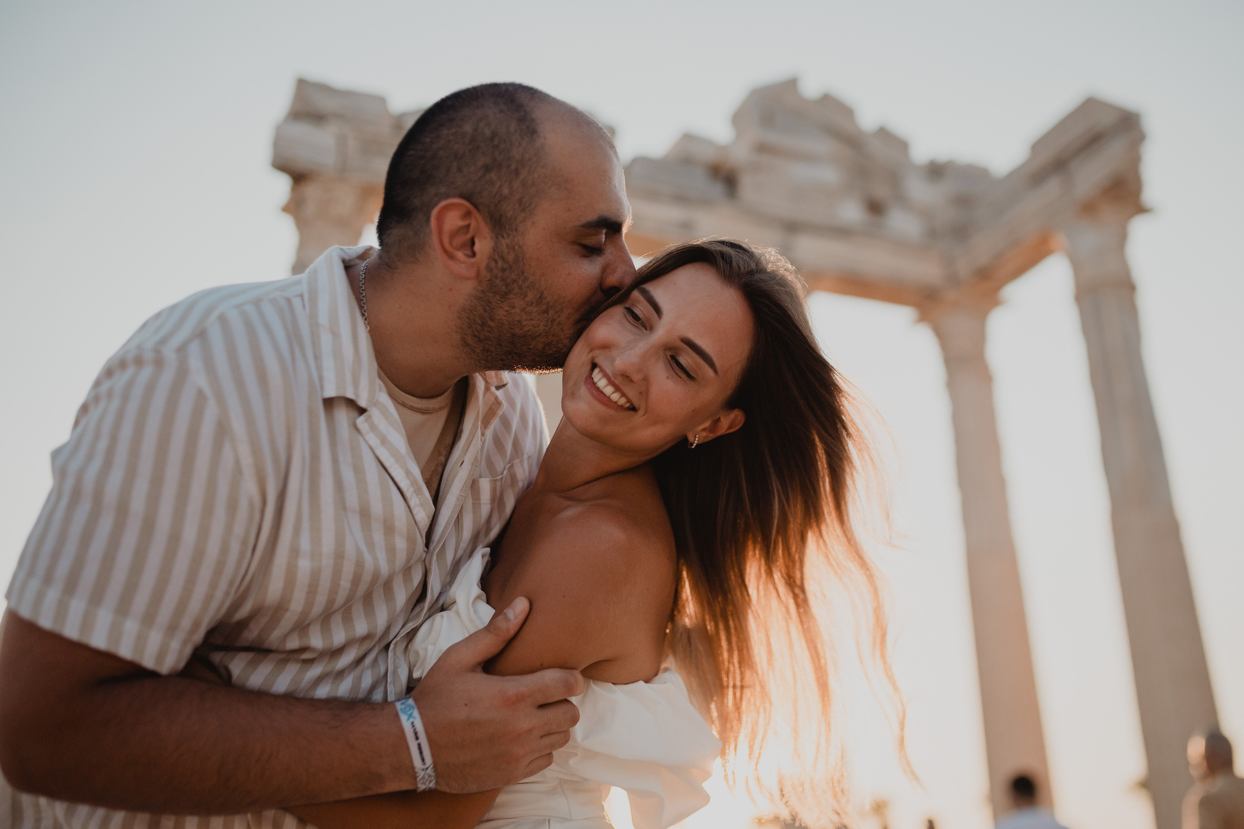 Лавстори в старом городе Сиде. Кара Дмитрий, фотограф Аланья