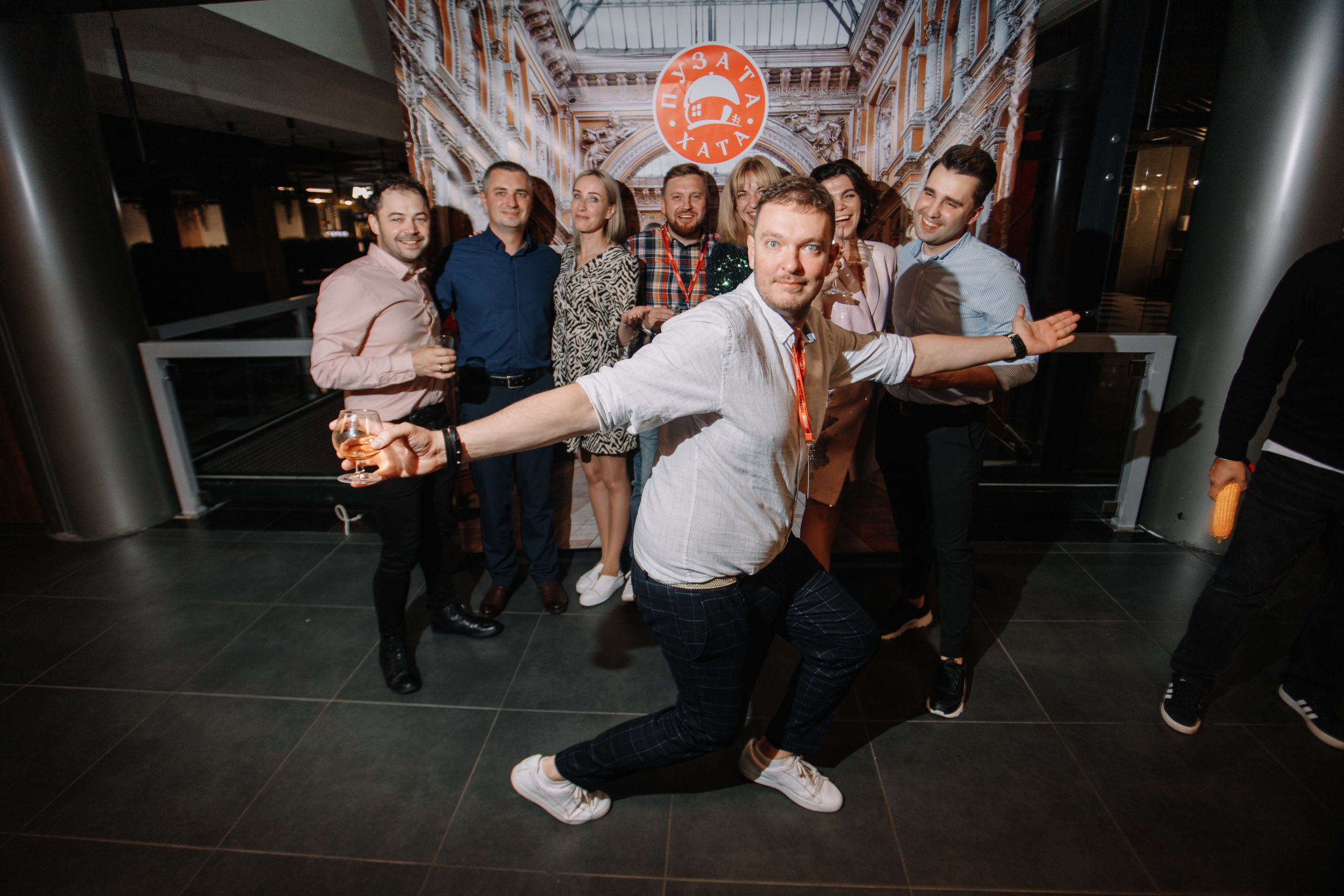 Корпоратив «Пузата Хата». Кара Дмитрий, фотограф Аланья