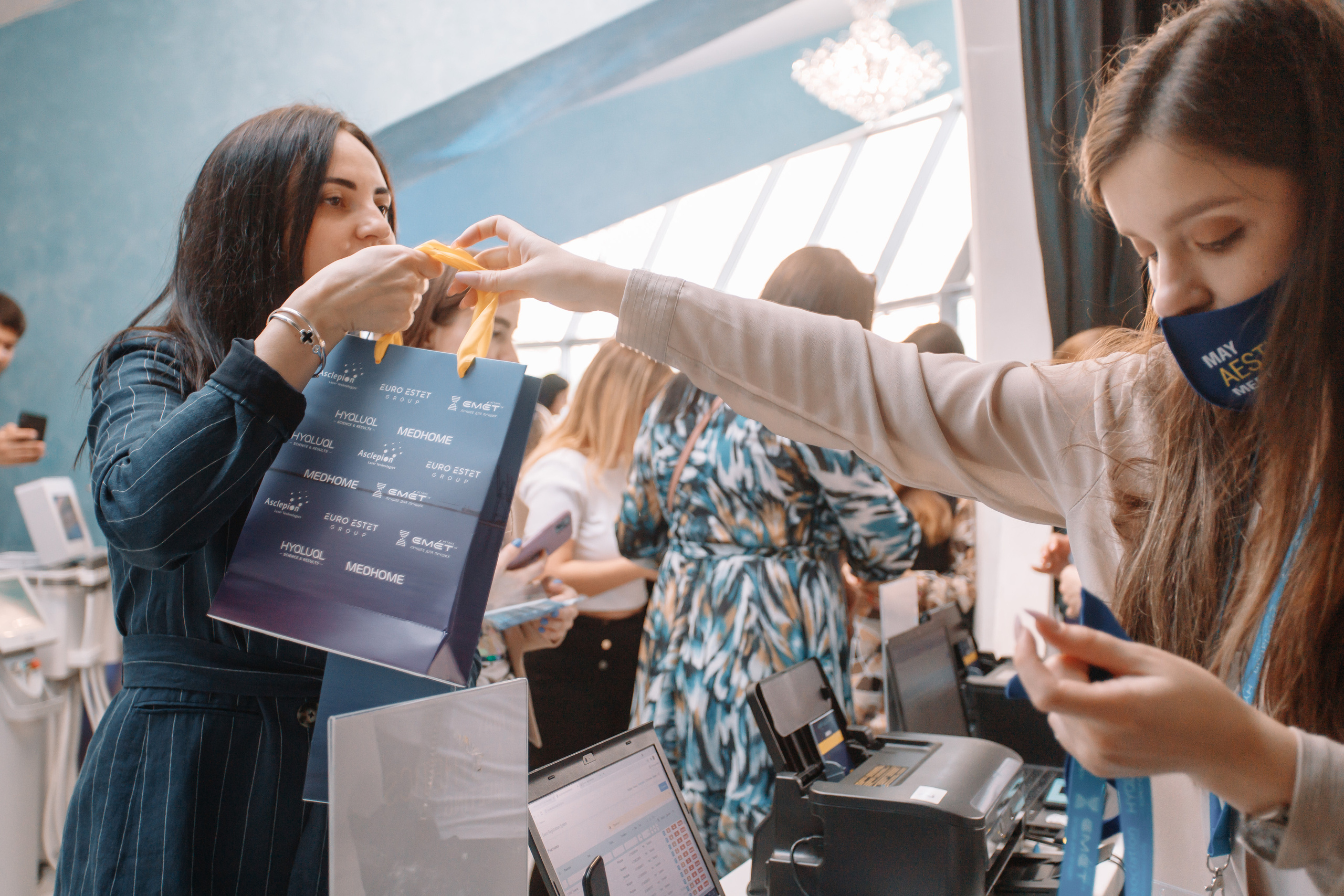 May aesthetic meeting. Кара Дмитрий, фотограф Аланья