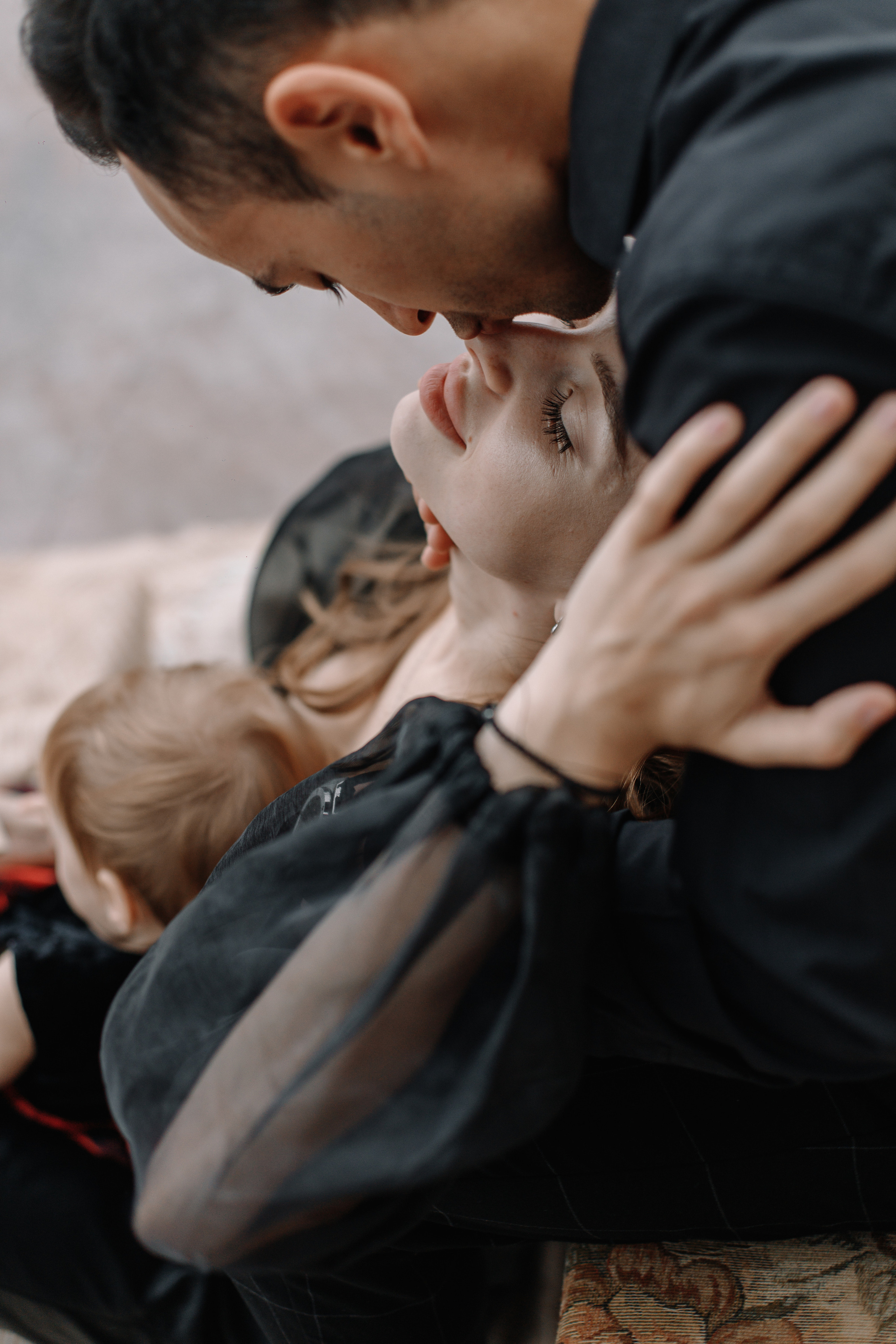 Семейная фотосьемка в студии Купол. Кара Дмитрий, фотограф Аланья