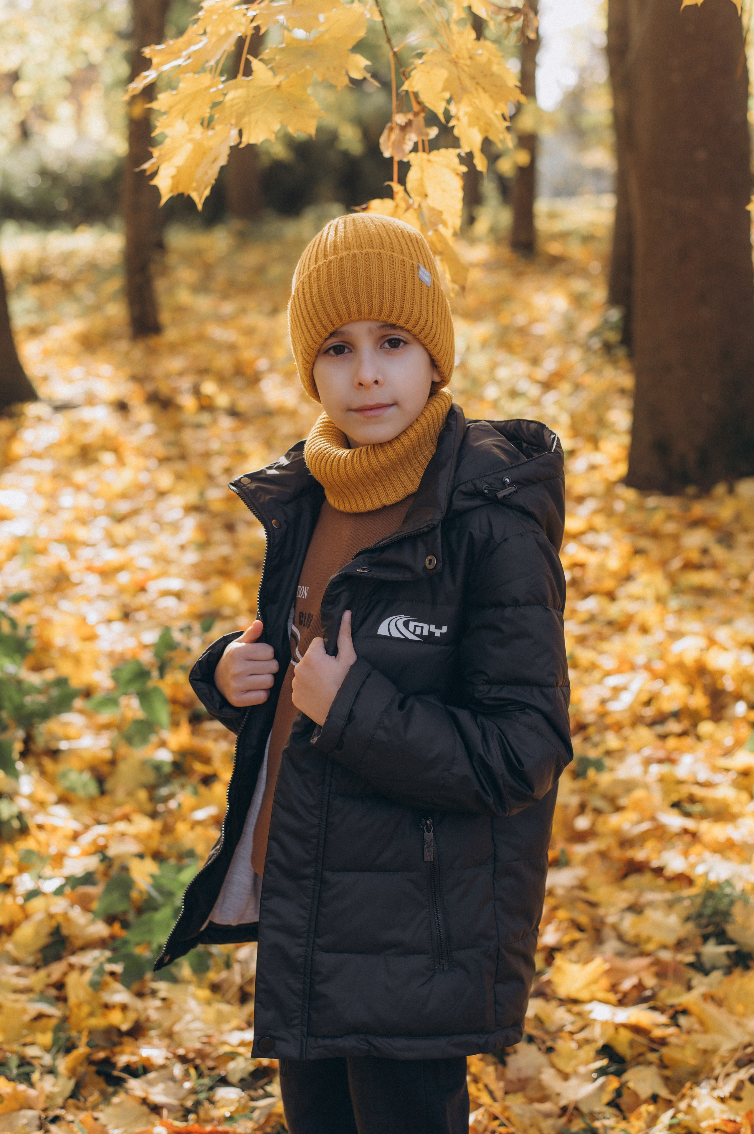 Осіння фотосесія 4 класу на віньєтки, випускні фотоальбоми Тернопіль, фотосесія випускників Тернопіль, шкільний випускний альбом Тернопіль. Сімейний, дитячий та індивідуальний фотограф в м. Тернопіль, м. Львів