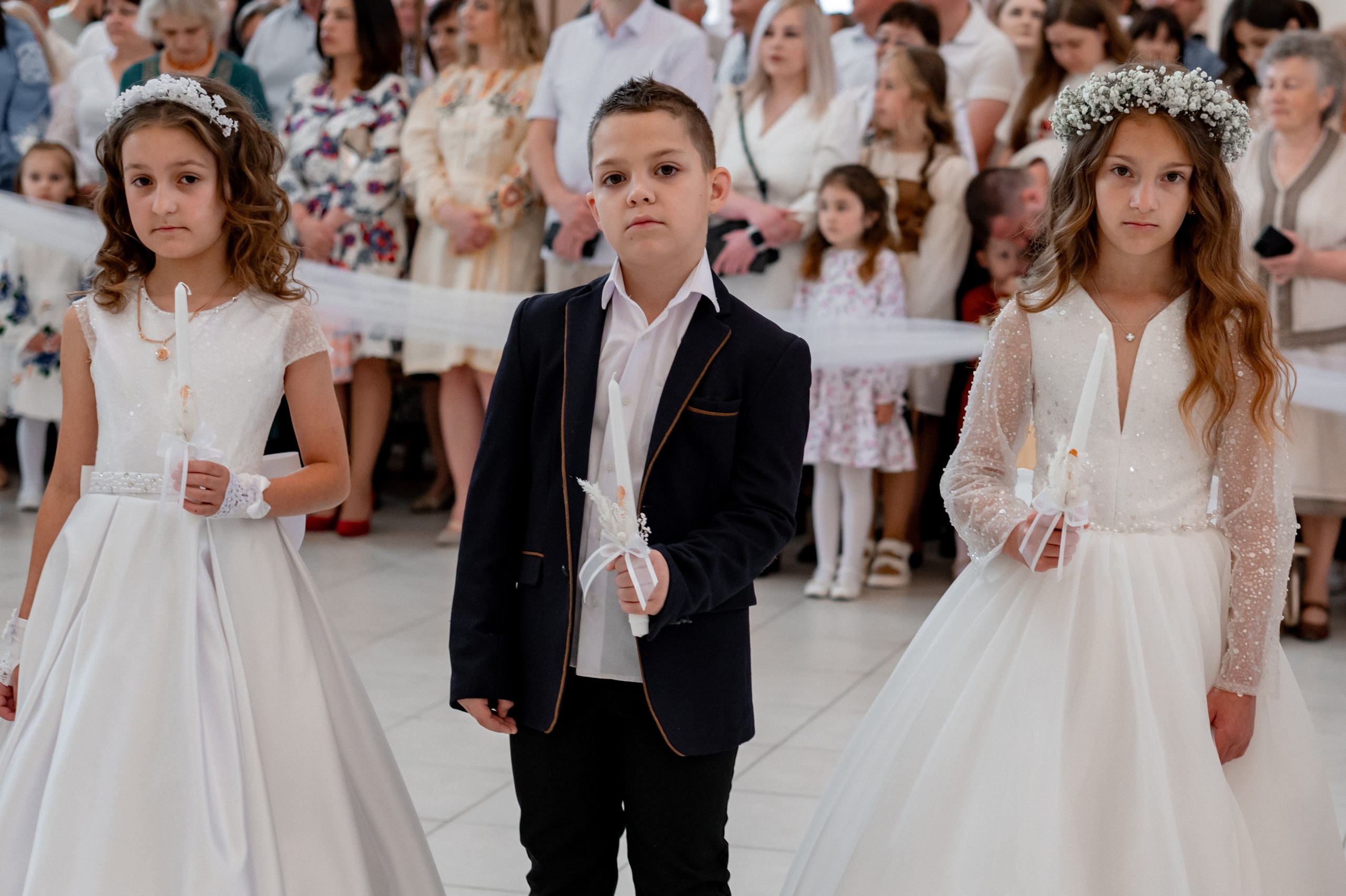 Фотосесія Першого Причастя Тернопіль, зйомка Причастя Тернопіль, Таїнство Першого Причастя Тернопіль, Катедра Причастя Тернопіль. Сімейний, дитячий та індивідуальний фотограф в м. Тернопіль, м. Львів