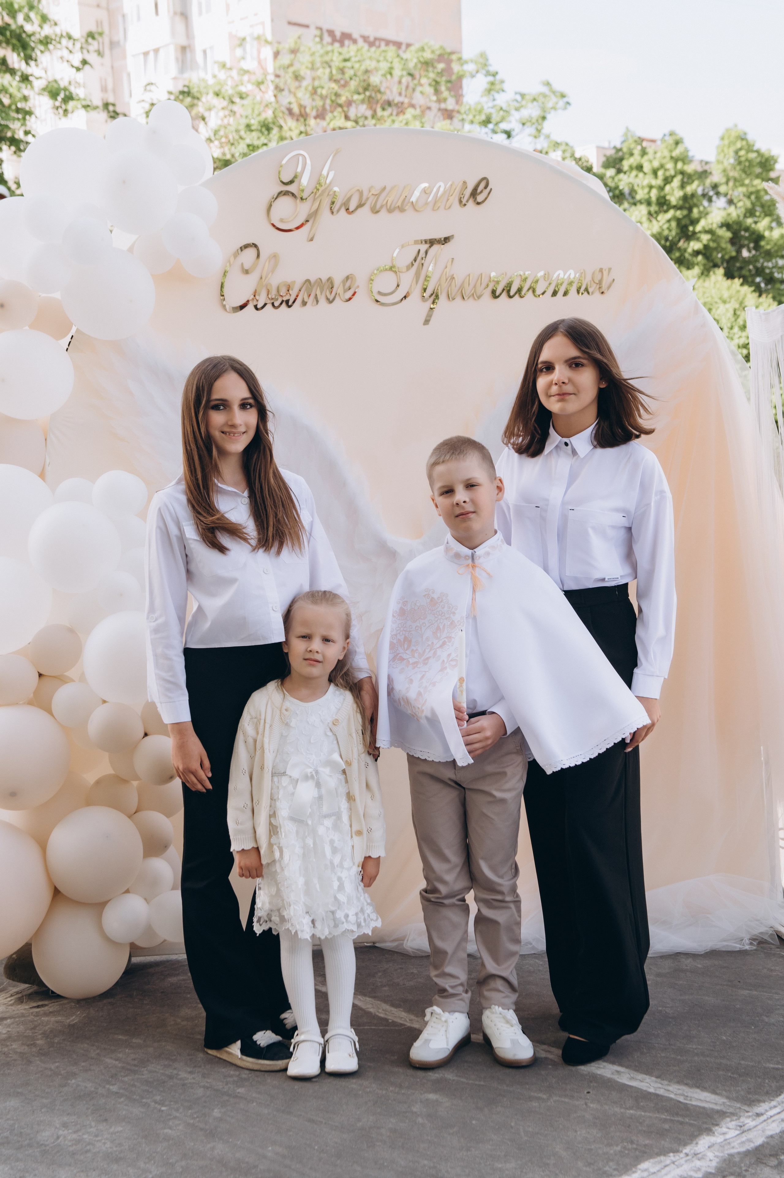 Фотосесія Причастя Тернопіль церква Св Михаїла, фотограф на Причастя Тернопіль, фотосесія Літургії Причастя Тернопіль. Сімейний, дитячий та індивідуальний фотограф в м. Тернопіль, м. Львів