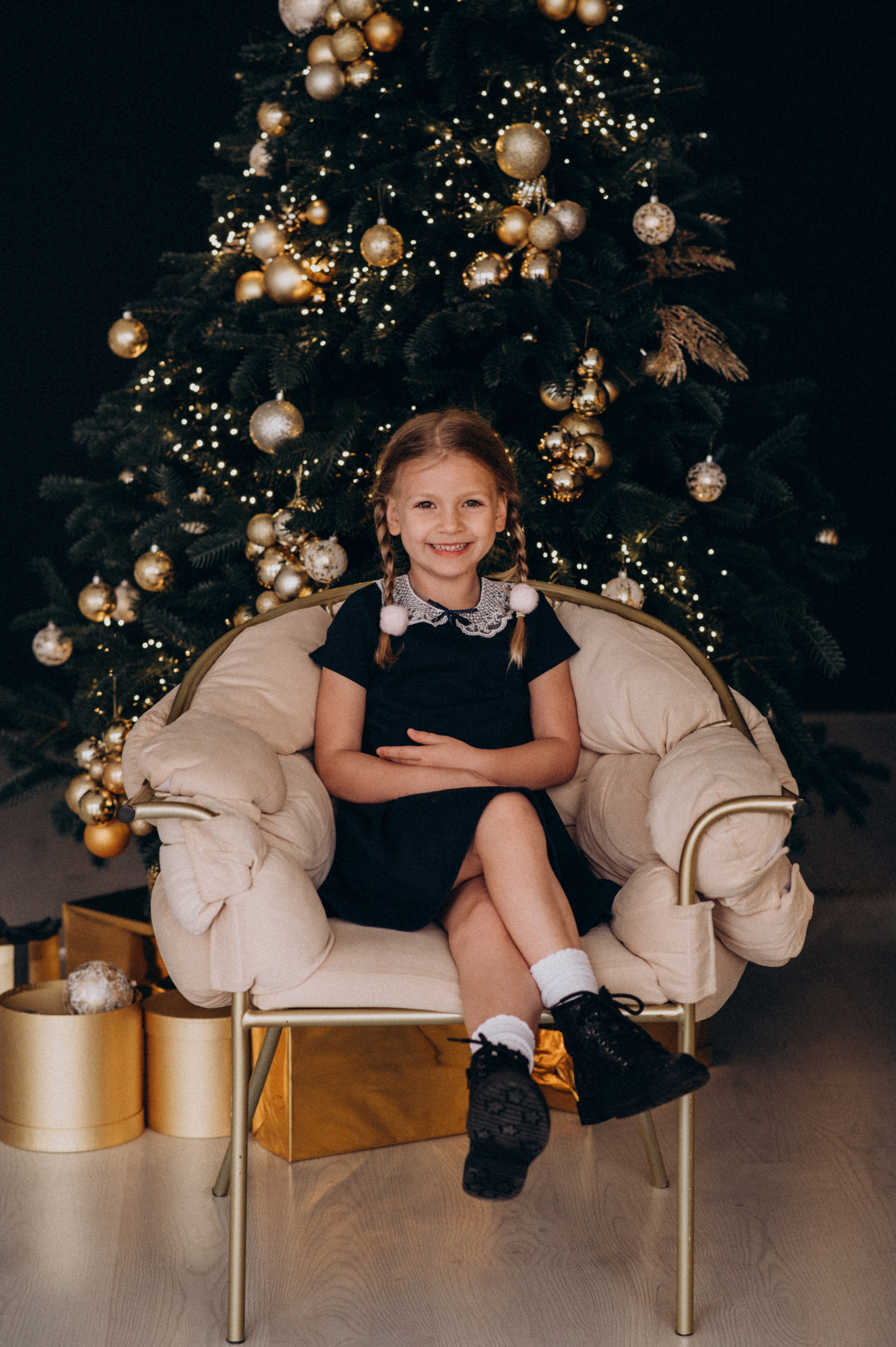 Новорічна фотосесія у студії Тернополя, фотосесія Львів. Сімейний, дитячий та індивідуальний фотограф в м. Тернопіль, м. Львів