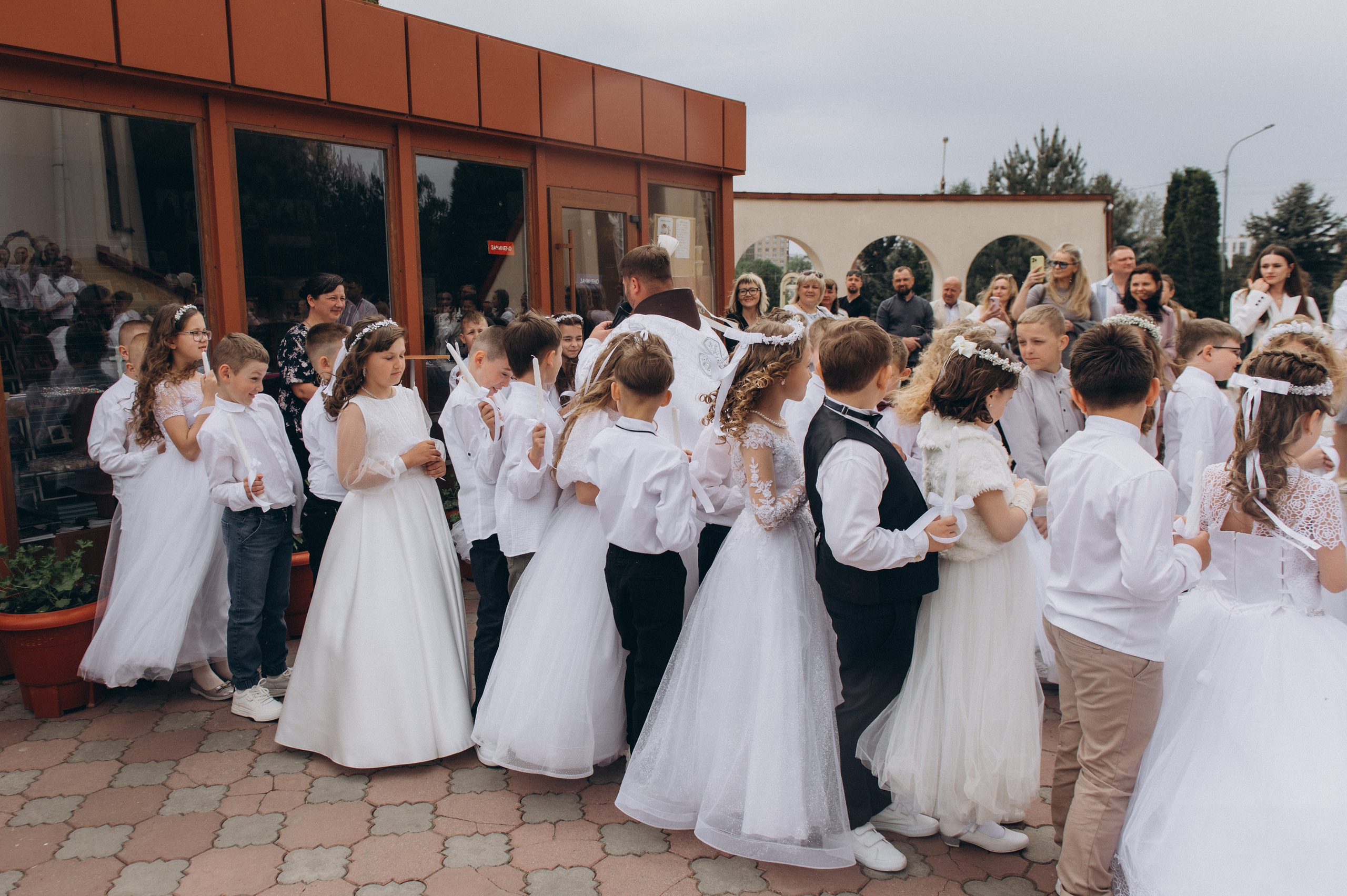 Фотосесія Причастя Тернопіль, зйомка Причастя, фотограф на Причастя Тернопіль, Причастя Львів, церква Петра і Павла. Сімейний, дитячий та індивідуальний фотограф в м. Тернопіль, м. Львів