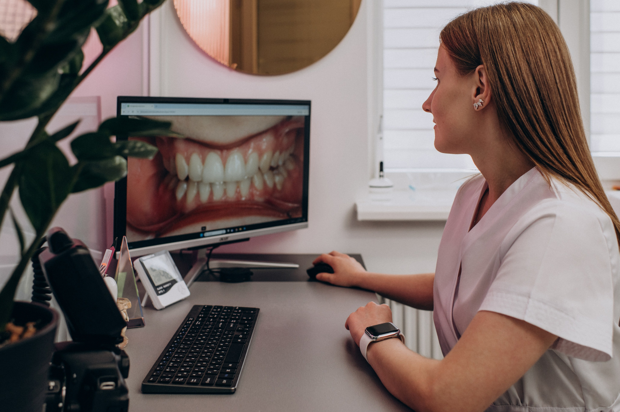 Фотосесія стоматології, зйомка стоматологічної клініки, контент для стоматолога. Сімейний, дитячий та індивідуальний фотограф в м. Тернопіль, м. Львів