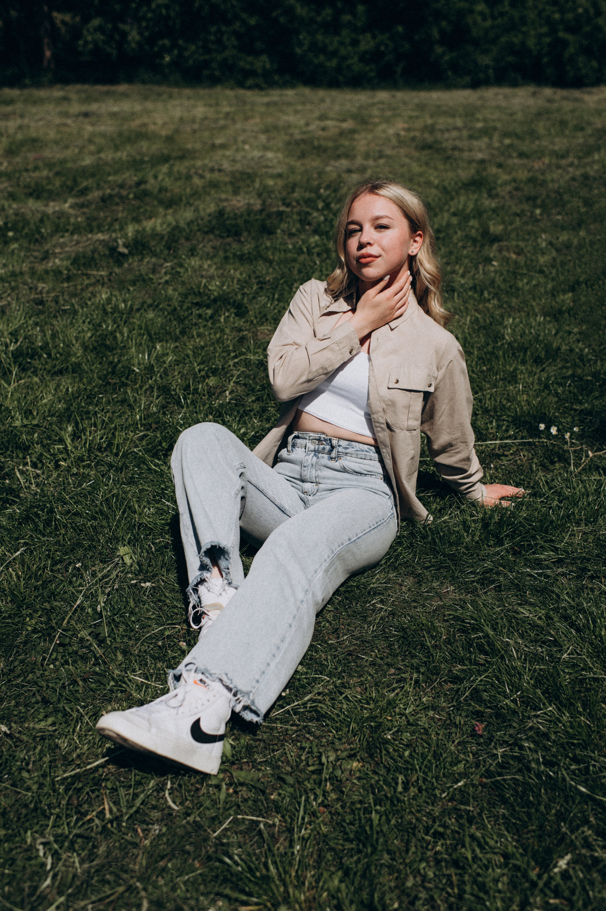 Фотосесія випускників, зйомка випускників Тернопіль Львів, випускні фотоальбоми Тернопіль, шкільні фотоальбоми Тернопіль. Сімейний, дитячий та індивідуальний фотограф в м. Тернопіль, м. Львів